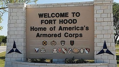 fort-hood-sign