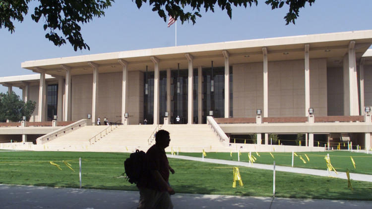 The Oviatt Library at Cal State Northridge is shown in a file photo. (Boris Yaro/Los Angeles Times)