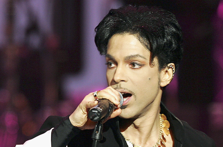 Musician Prince performs onstage at the 36th Annual NAACP Image Awards at the Dorothy Chandler Pavilion on March 19, 2005 in Los Angeles. (Credit: Kevin Winter/Getty Images)