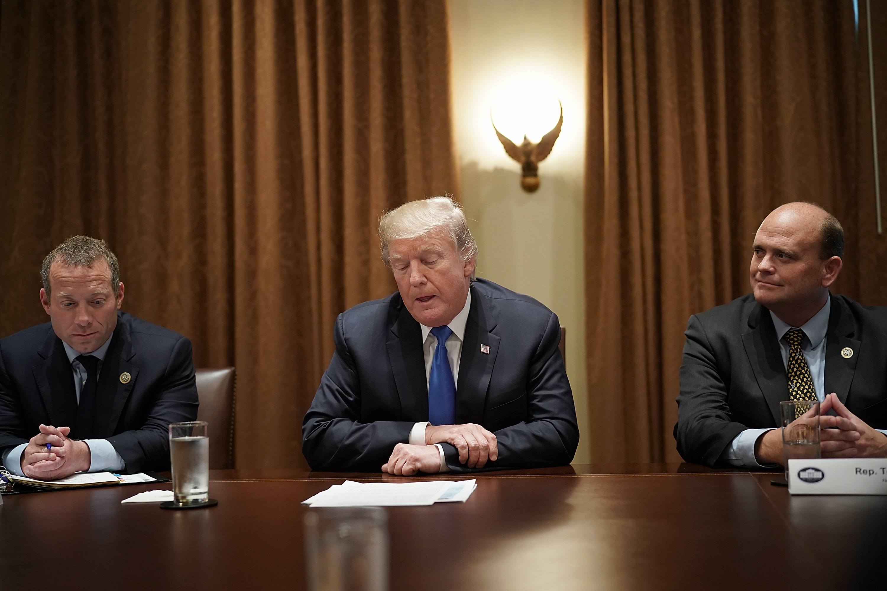 U.S. President Donald Trump meets with Democratic and Republican members of Congress in the Cabinet Room of the White House September 13, 2017 in Washington, DC. (Credit: McNamee/Getty Images)