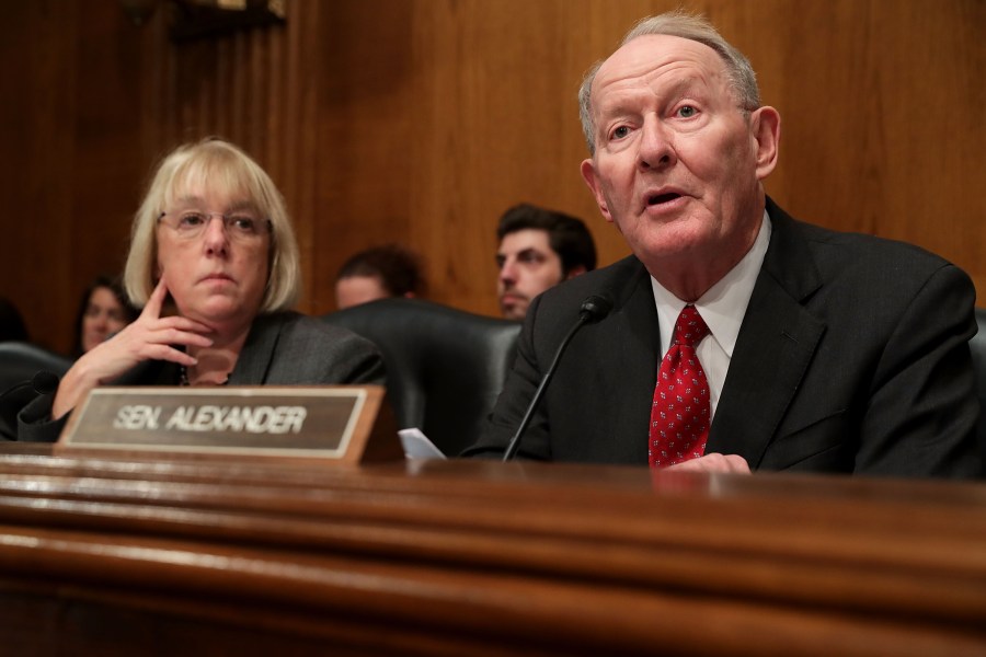 Senate Health, Education, Labor and Pensions Committee Chairman Lamar Alexander delivers opening remarks as ranking member Sen. Patty Murray listens during the confirmation hearing for Betsy DeVos, President-elect Donald Trump's pick to be the next Secretary of Education, on Capitol Hill Jan. 17, 2017. (Credit: Chip Somodevilla/Getty Images)