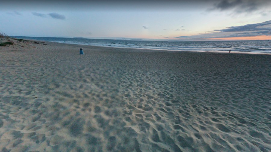 Surfer's Knoll is shown in a Google Maps image.