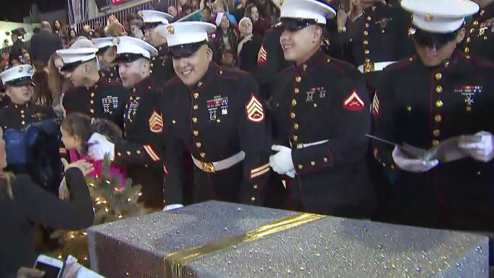 The Hollywood Christmas Parade is seen taking place on Nov. 26, 2017. (Credit: KTLA)