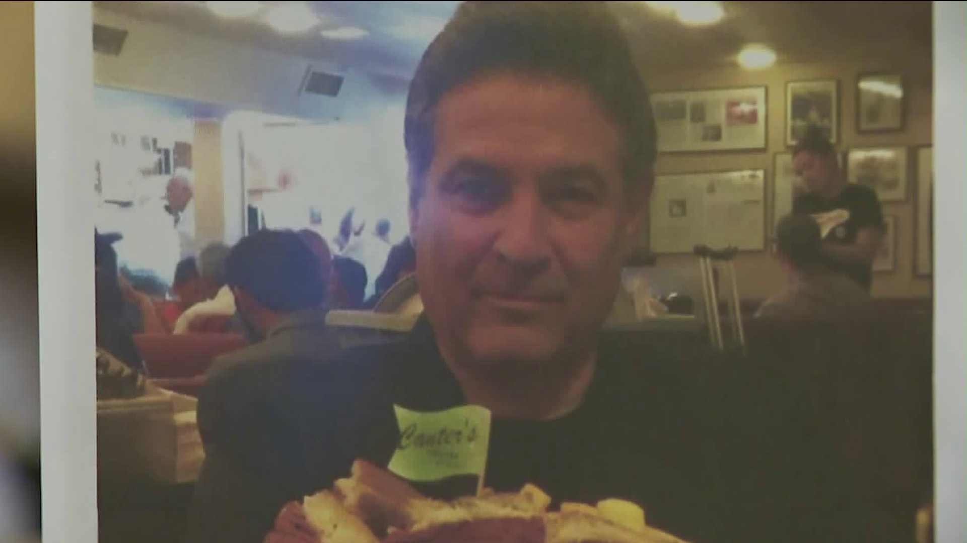 Gary Canter is seen in a photo at Canter's Deli. (Credit: KTLA)