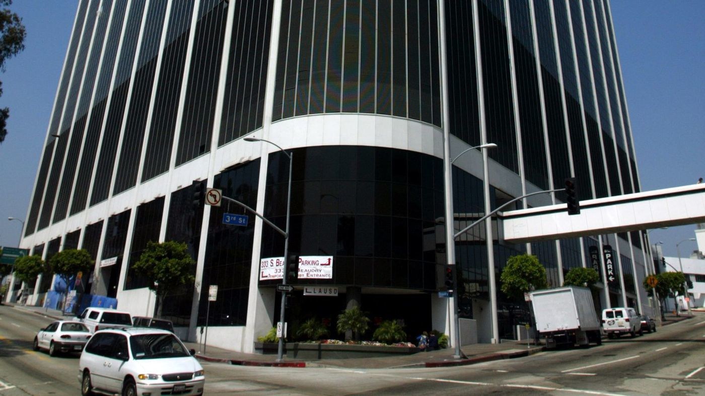 An undated photo shows the Los Angeles Unified School District headquarters in Los Angeles: (Credit: Al Seib / Los Angeles Times)