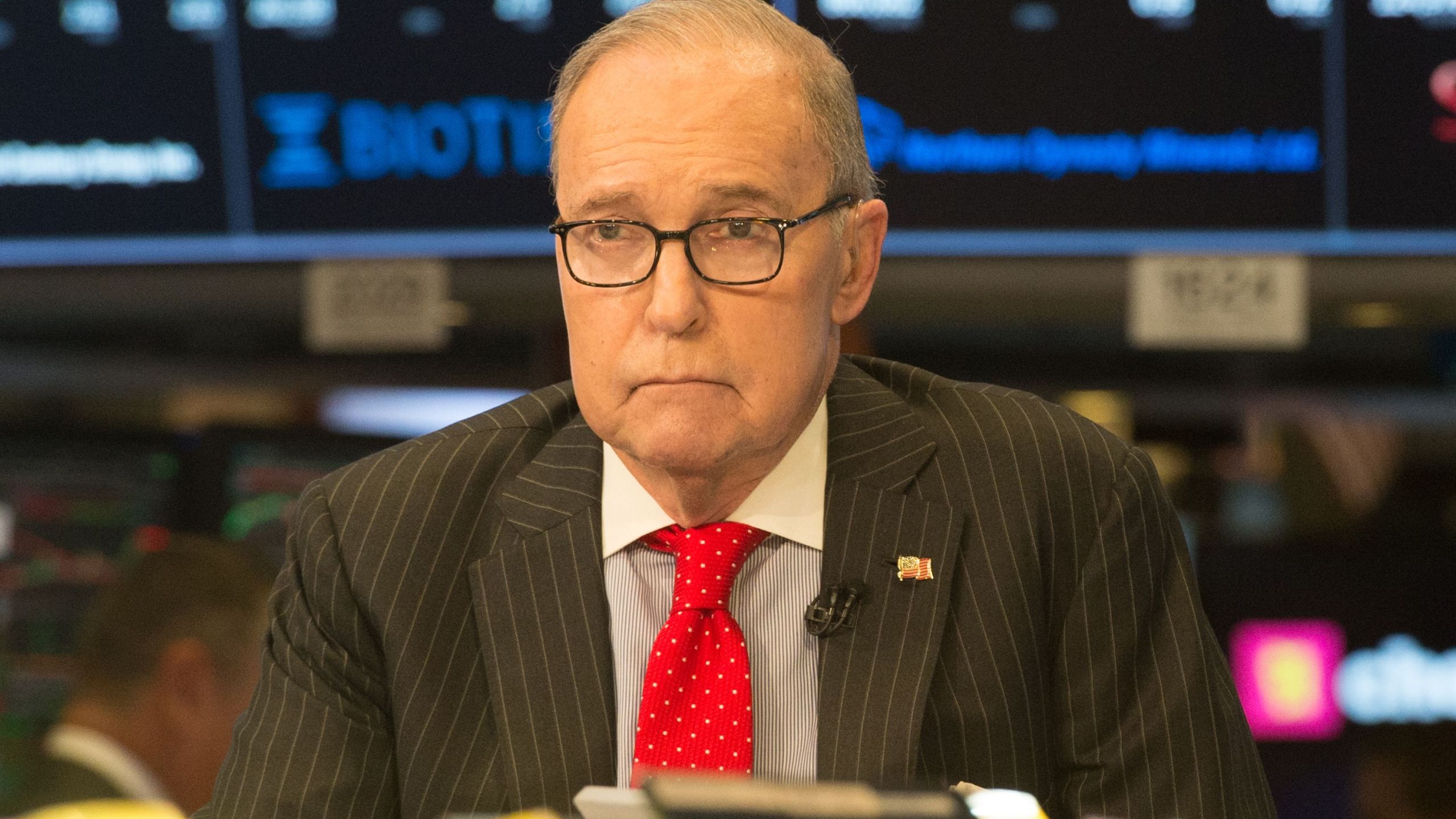 Conservative commentator and economic analyst Larry Kudlow speaks on the set of CNBC in New York on March 8, 2018. (Credit: Bryan R. Smith / AFP / Getty Images)