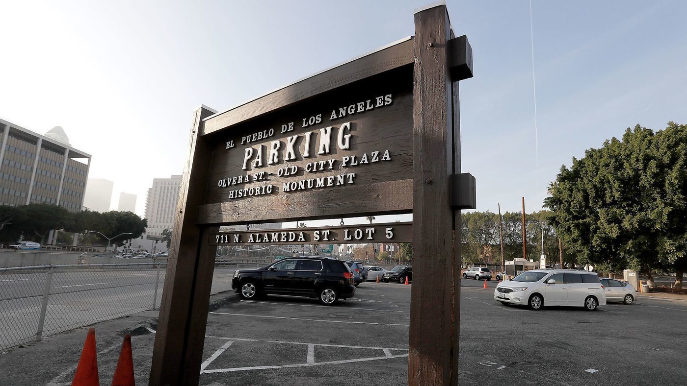 A temporary shelter for the homeless has been approved for this city-owned parking lot at the corner of Arcadia and Alameda streets in downtown Los Angeles. (Credit: Luis Sinco / Los Angeles Times)