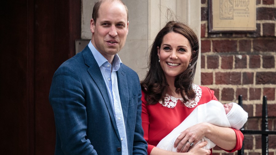 Prince William, Duke of Cambridge and Catherine, Duchess of Cambridge, pose for photographers with their newborn baby boy outside the Lindo Wing of St Mary's Hospital on April 23, 2018 in London. (Credit: Jack Taylor/Getty Images)