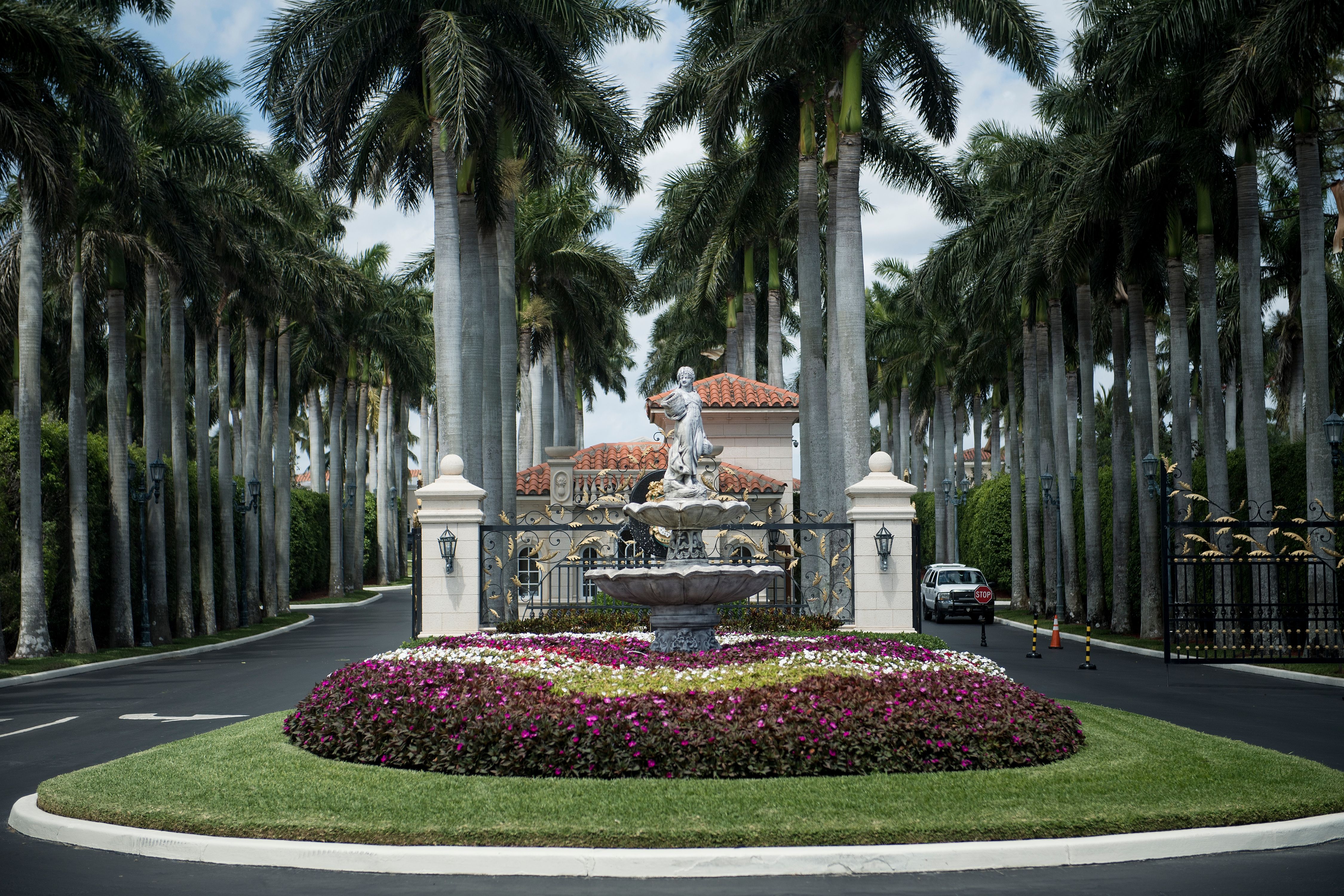 The Trump International Golf Club is seen as Donald Trump visits the club on March 24, 2018 in West Palm Beach, Florida. (Credit: Brendan Smialowski /AFP/Getty Images)