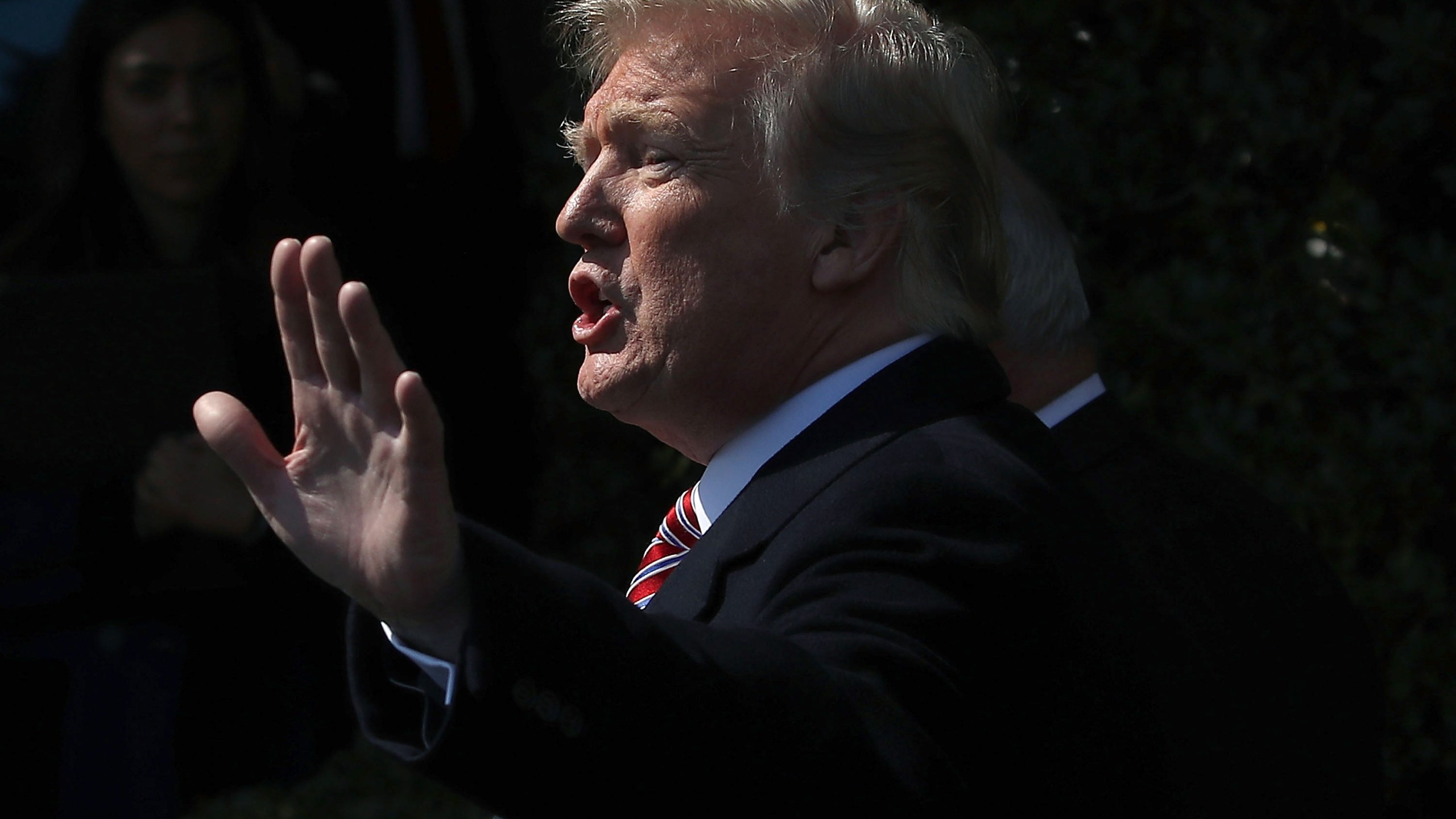 Donald Trump waves to the crowd after an event to honor the 2017 NCAA Football National Champion Alabama Crimson Tide, at the White House on April 10, 2018. (Credit: Mark Wilson/Getty Images)