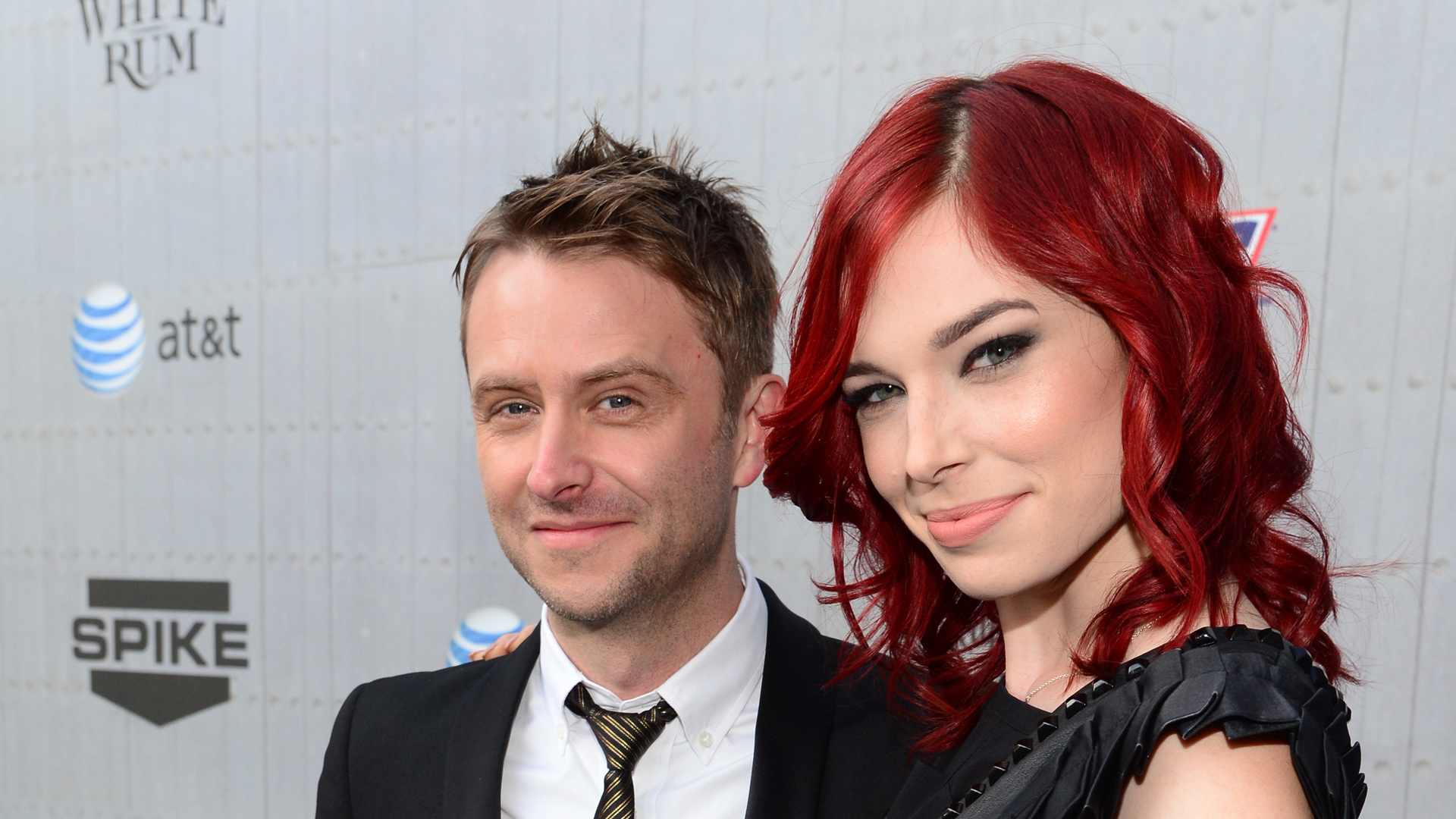 TV personality Chris Hardwick, left, and actress Chloe Dykstra attends Spike TV's "Guys Choice 2014" at Sony Pictures Studios on June 7, 2014, in Culver City. (Credit: Frazer Harrison/Getty Images for Spike TV)