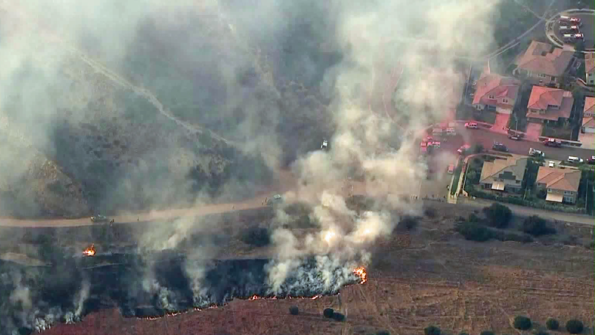 The Skyline Fire burns near Corona on July 19, 2018. (Credit: KTLA)