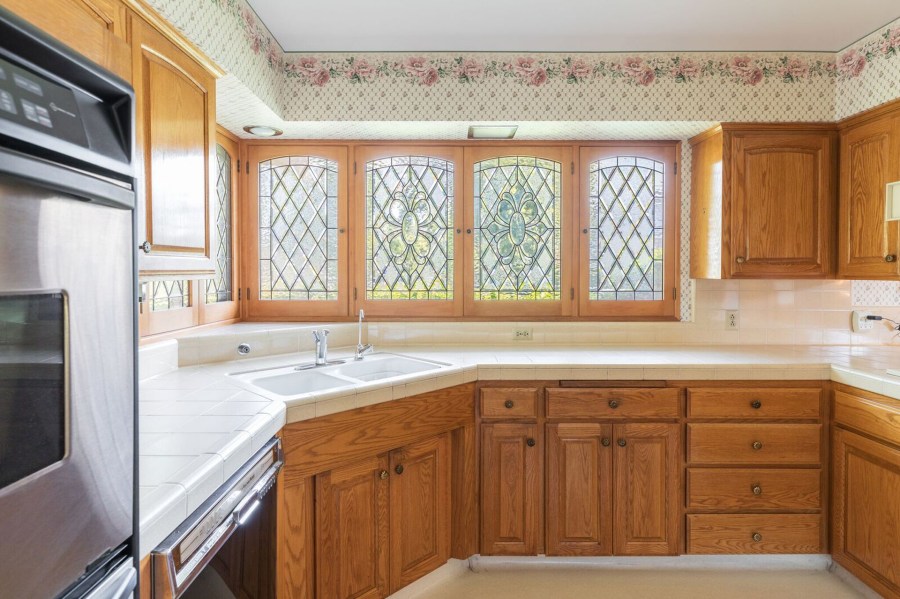 The kitchen of the "Brady Bunch" home. (Credit: Anthony Barcelo)