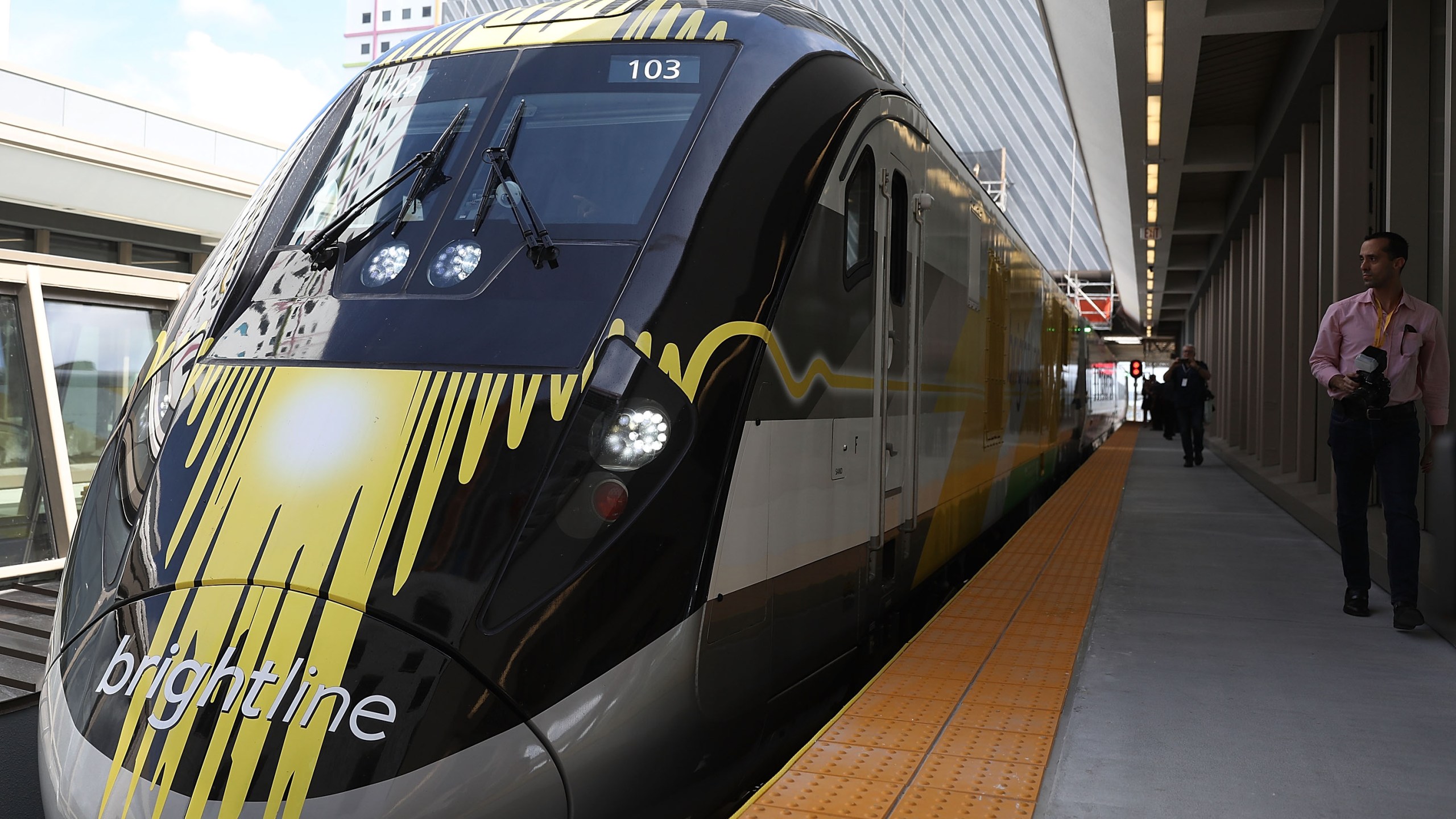 A Brightline train is seen at the new MiamiCentral terminal during the inaugural trip from Miami to West Palm Beach on May 11, 2018 in Miami, Florida. (Credit: Joe Raedle/Getty Images)