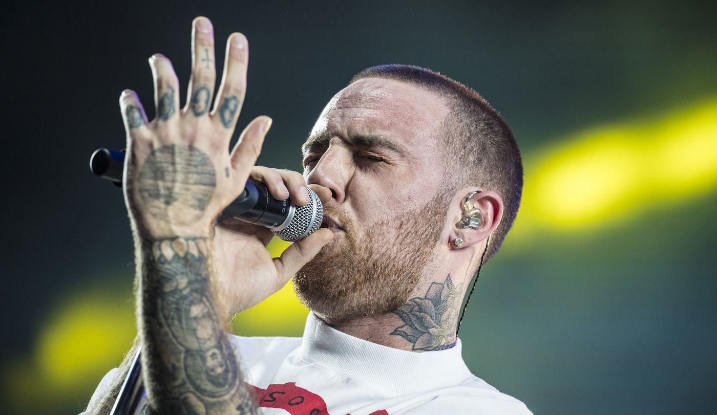 Mac Miller is seen performing in this undated photo. (Brian van der Brug / Los Angeles Times)