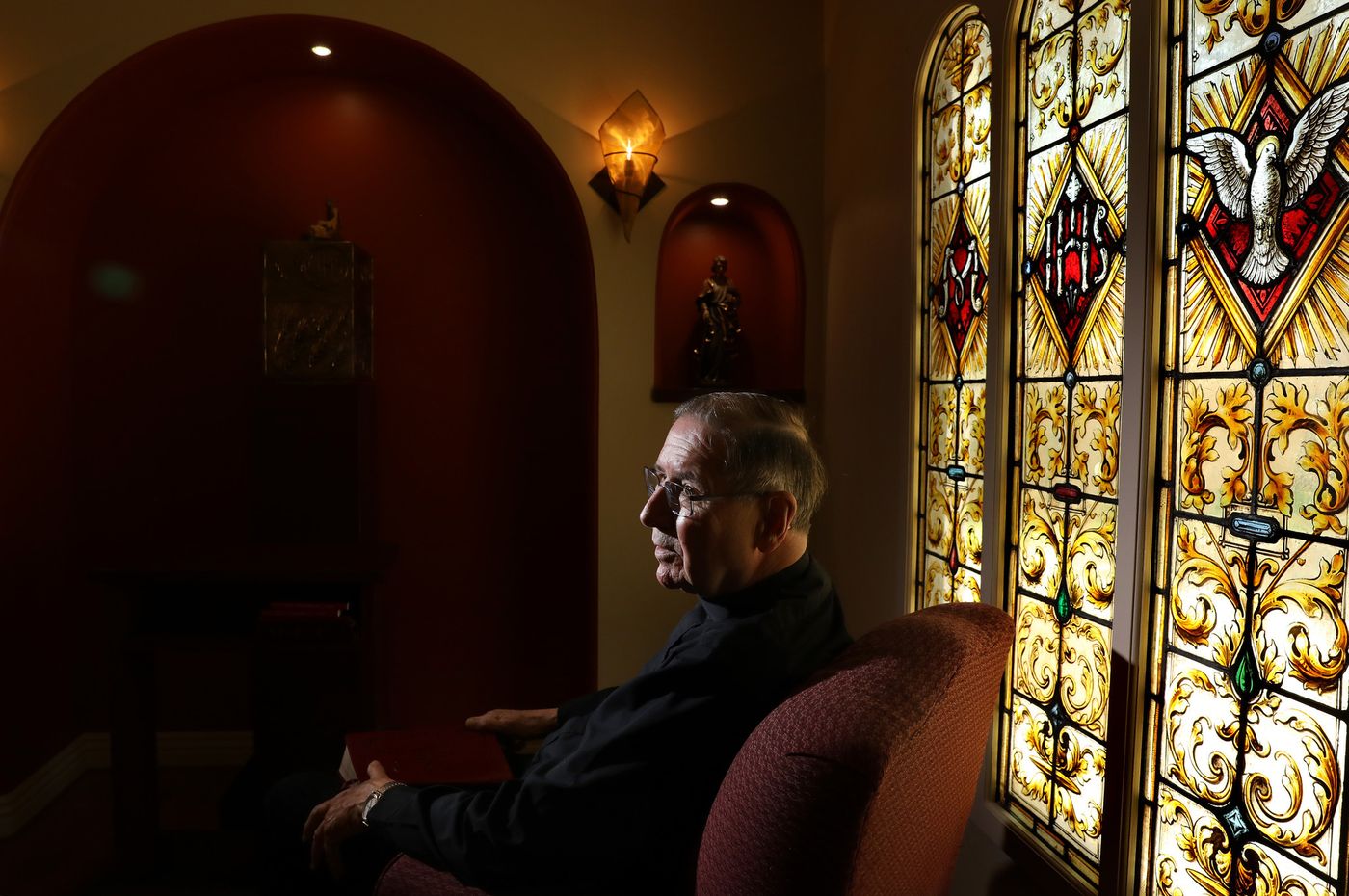 An undated photo shows Cardinal Roger Mahony at the Charles Borromeo parish in North Hollywood. (Credit: Christina House / Los Angeles Times)