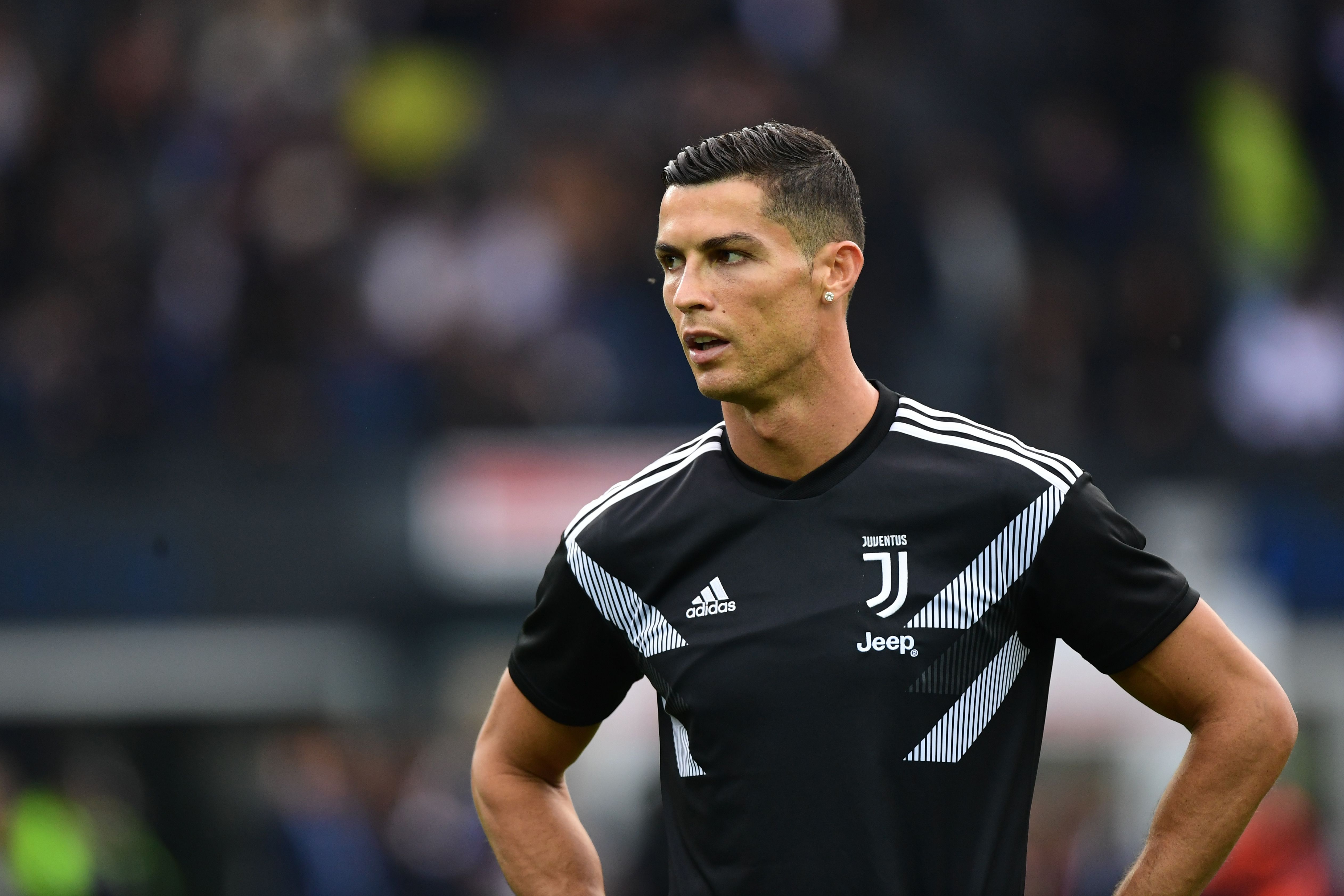 Juventus' Portuguese forward Cristiano Ronaldo trains prior to the Italian Serie A football match Udi-nese Calcio vs Juventus FC at the Dacia Arena stadium in Udine on Oct. 6, 2018. (Credit: Miguel Medina / AFP / Getty Images)