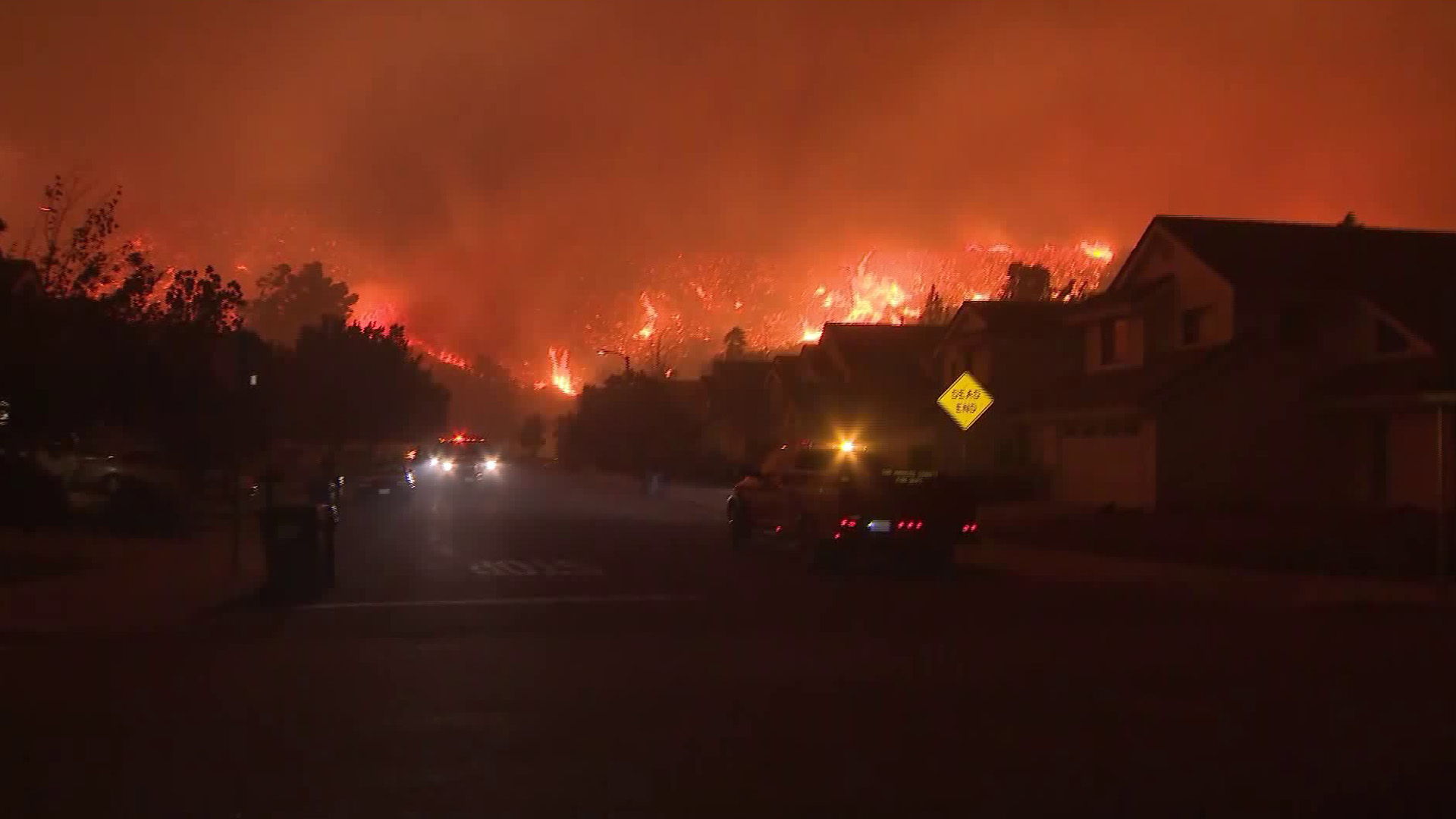 The Woolsey Fire burns along the Ventura-Los Angeles County fire on Nov. 9, 2018. (Credit: KTLA)