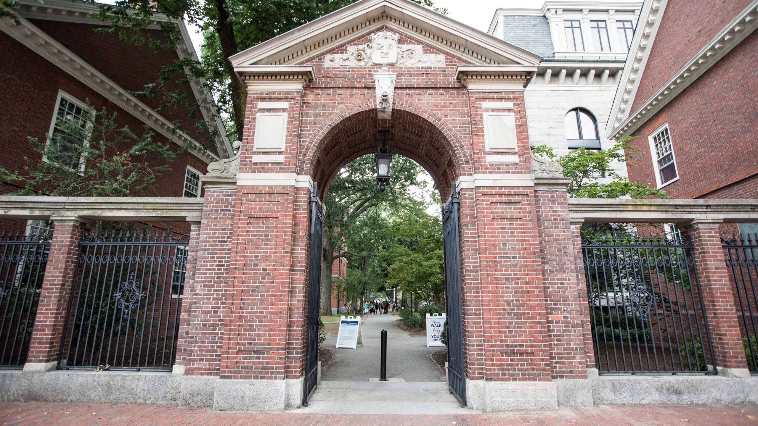 The entrance to Harvard Yard at Harvard University on Aug. 30, 2018, in Cambridge, Mass. The U.S. Justice Department sided with Asian-Americans suing Harvard over admissions policy. (Credit: Scott Eisen/Getty Images)