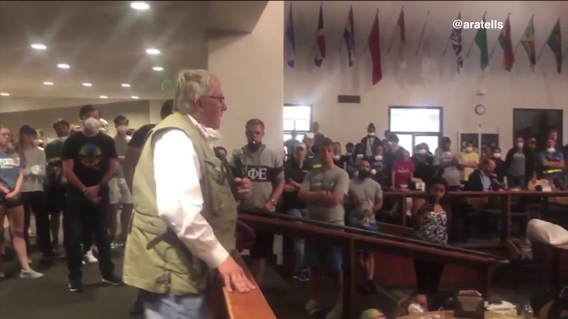 Pepperdine University President Andrew Benton speaks to students. (Credit: KTLA via Twitter)