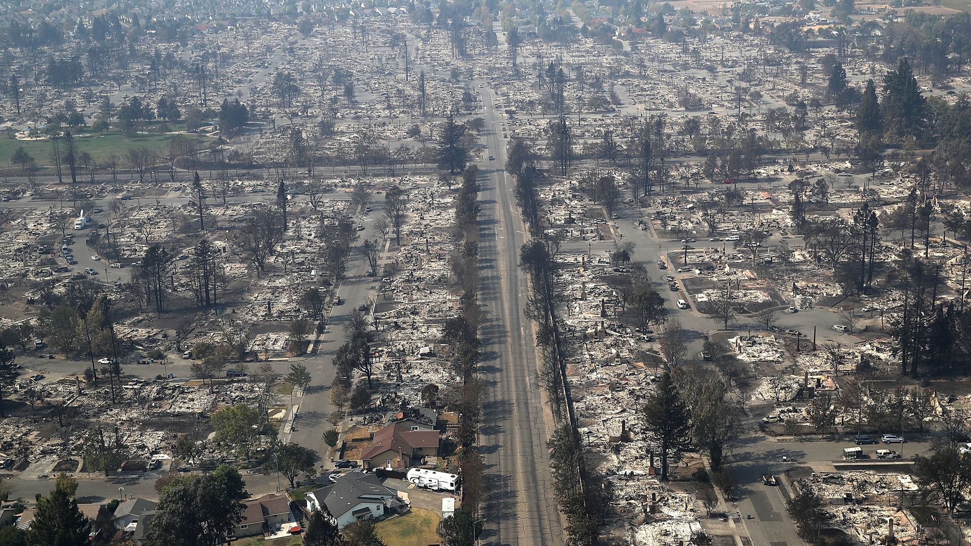 Hundreds of homes in the Coffey Park neighborhood that were destroyed by the Tubbs Fire on October 11, 2017 in Santa Rosa. (Credit: Justin Sullivan/Getty Images)