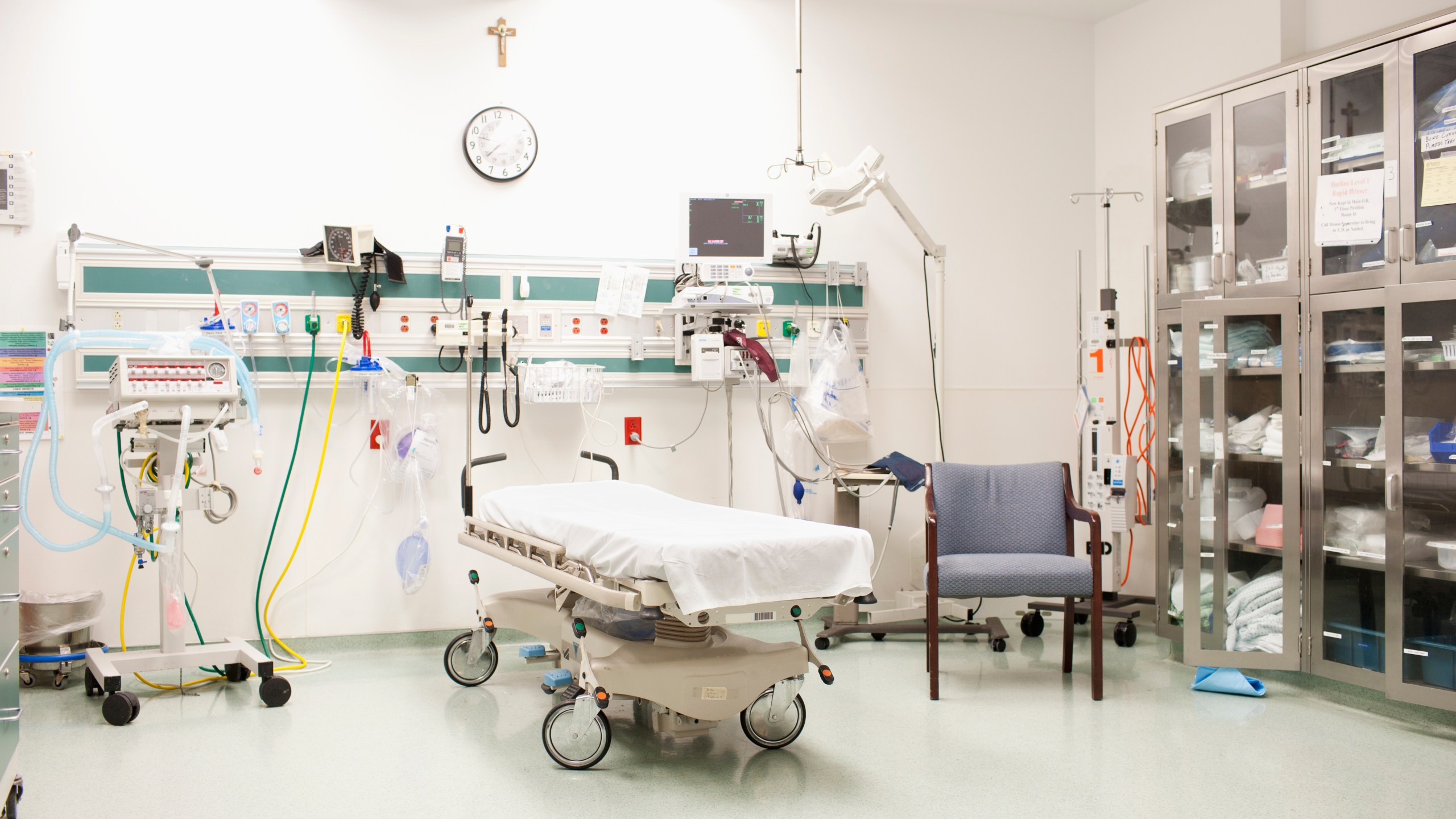 An empty hospital room is seen in this file photo. (Credit: Getty Images)