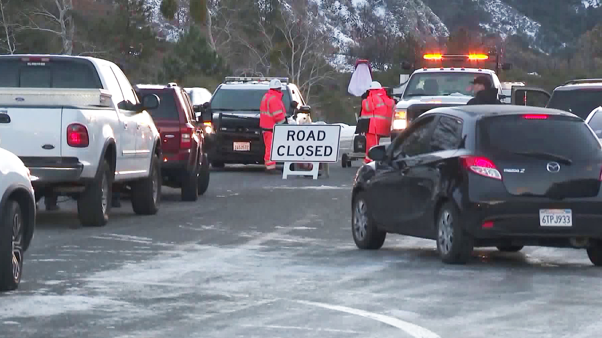 Drivers headed to big bear are stopped at a road closure. (Credit: KTLA)