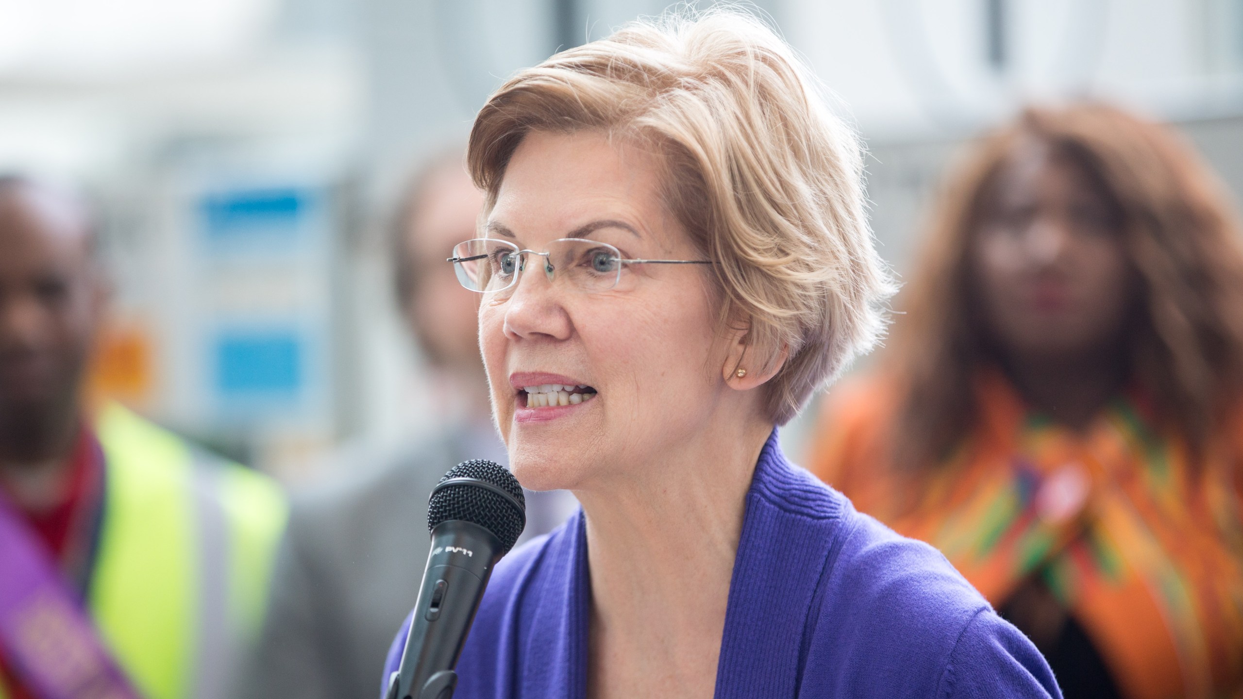 Sen. Elizabeth Warren (D-MA), speaks during a rally for airport workers affected by the government shutdown at Boston Logan International Airport on Jan. 21, 2019, in Boston, Mass. (Credit: Scott Eisen/Getty Images)