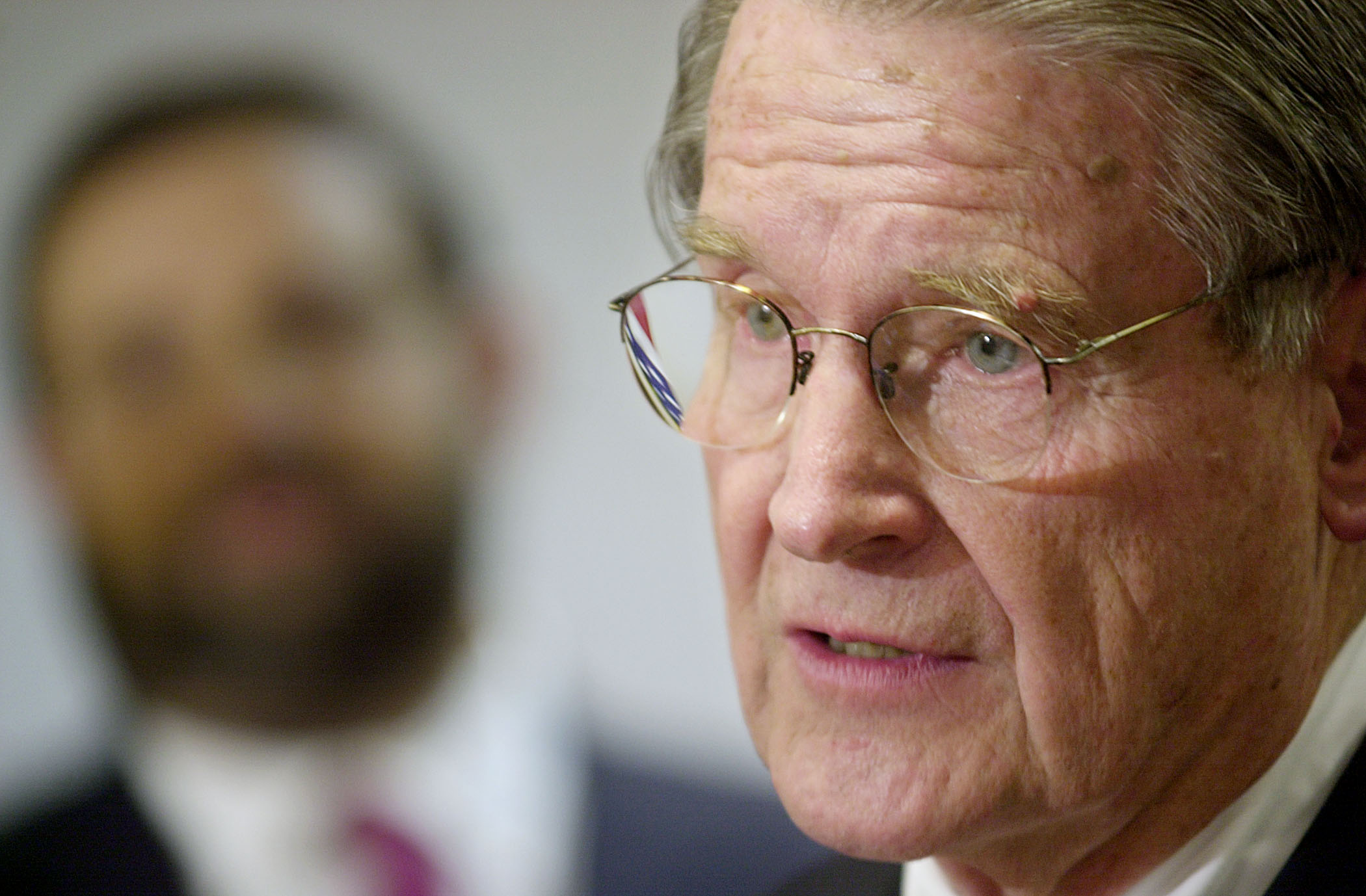 William Webster speaks at a press conference on Oct. 25, 2002. (Credit: SHAWN THEW/AFP/Getty Images)