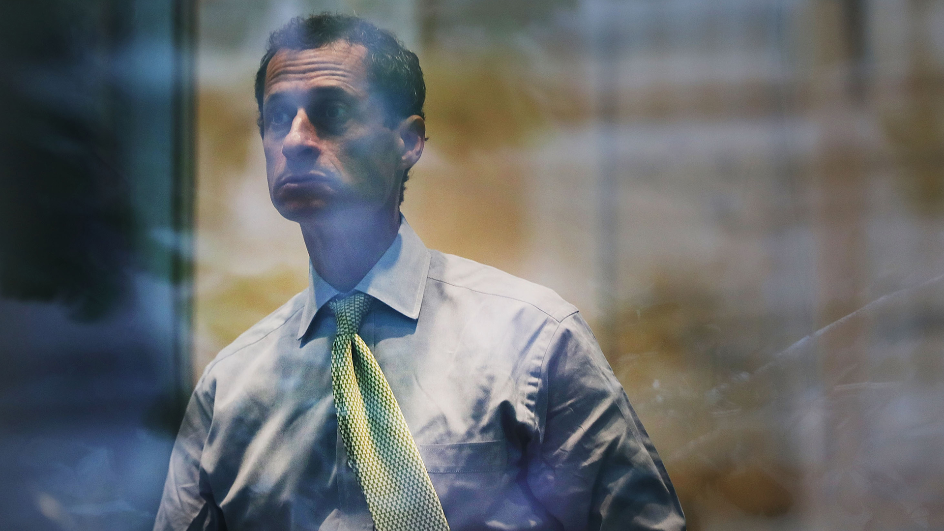 Former congressman Anthony Weiner arrives at a New York courthouse for his sentencing in a sexting case on Sep.25, 2017, in New York City. (Credit: Spencer Platt/Getty Images)