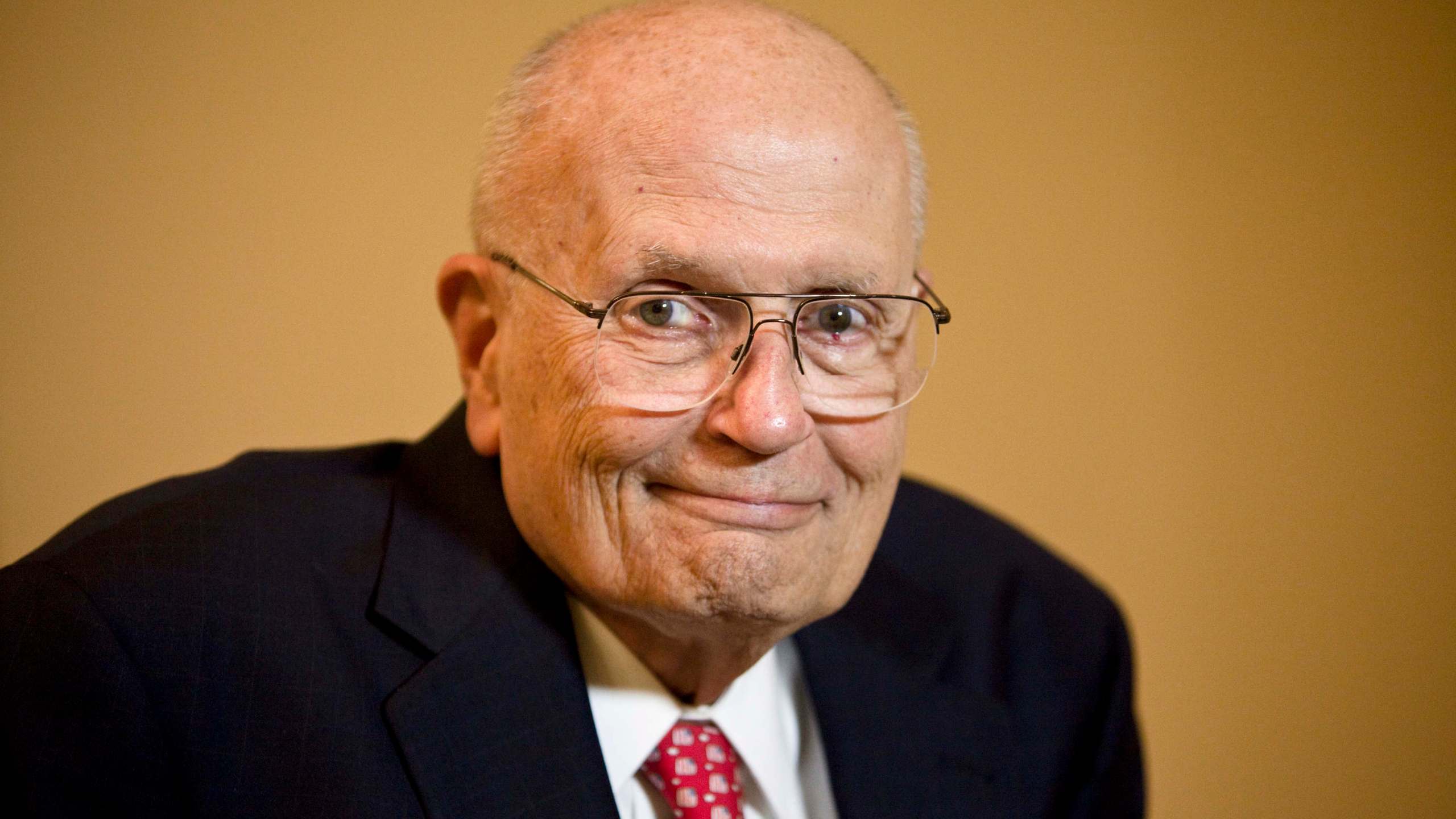 Rep. John Dingell waits to be interviewed on Capitol Hill on Nov. 7, 2009. (Credit: Brendan Smialowski / Getty Images)