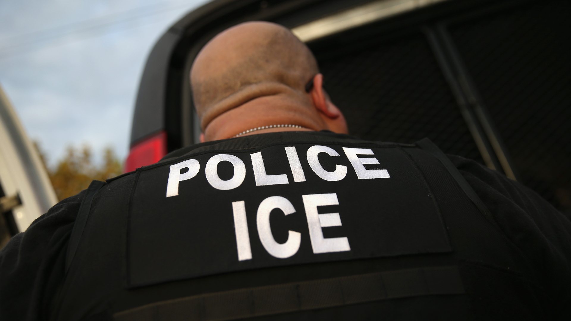 A U.S. Immigration and Customs Enforcement is seen in Los Angeles in this file photo. (Credit: John Moore/Getty Images)