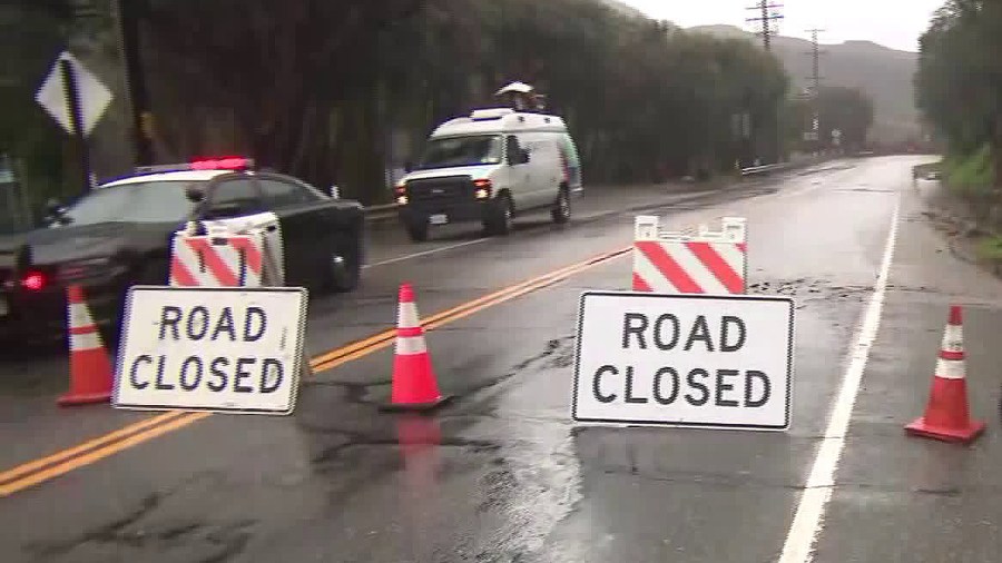 Topanga Canyon Boulevard was closed on Feb. 4, 2019, due to a mudslide. (Credit: KTLA)