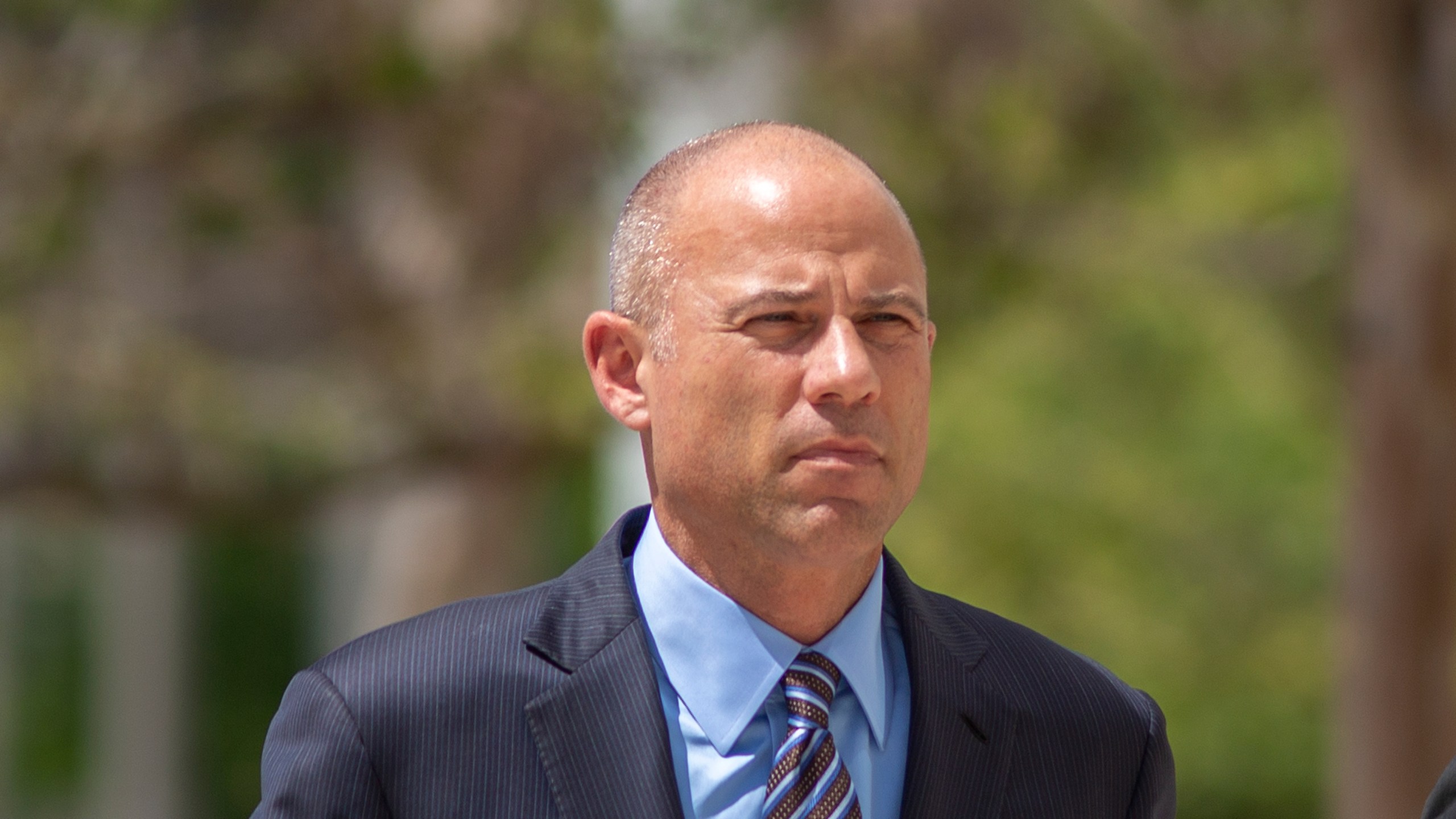 Celebrity lawyer Michael Avenatti arrives for his first hearing in Santa Ana federal court on bank and wire fraud charges on April 1, 2019. (Credit: David McNew / Getty Images)