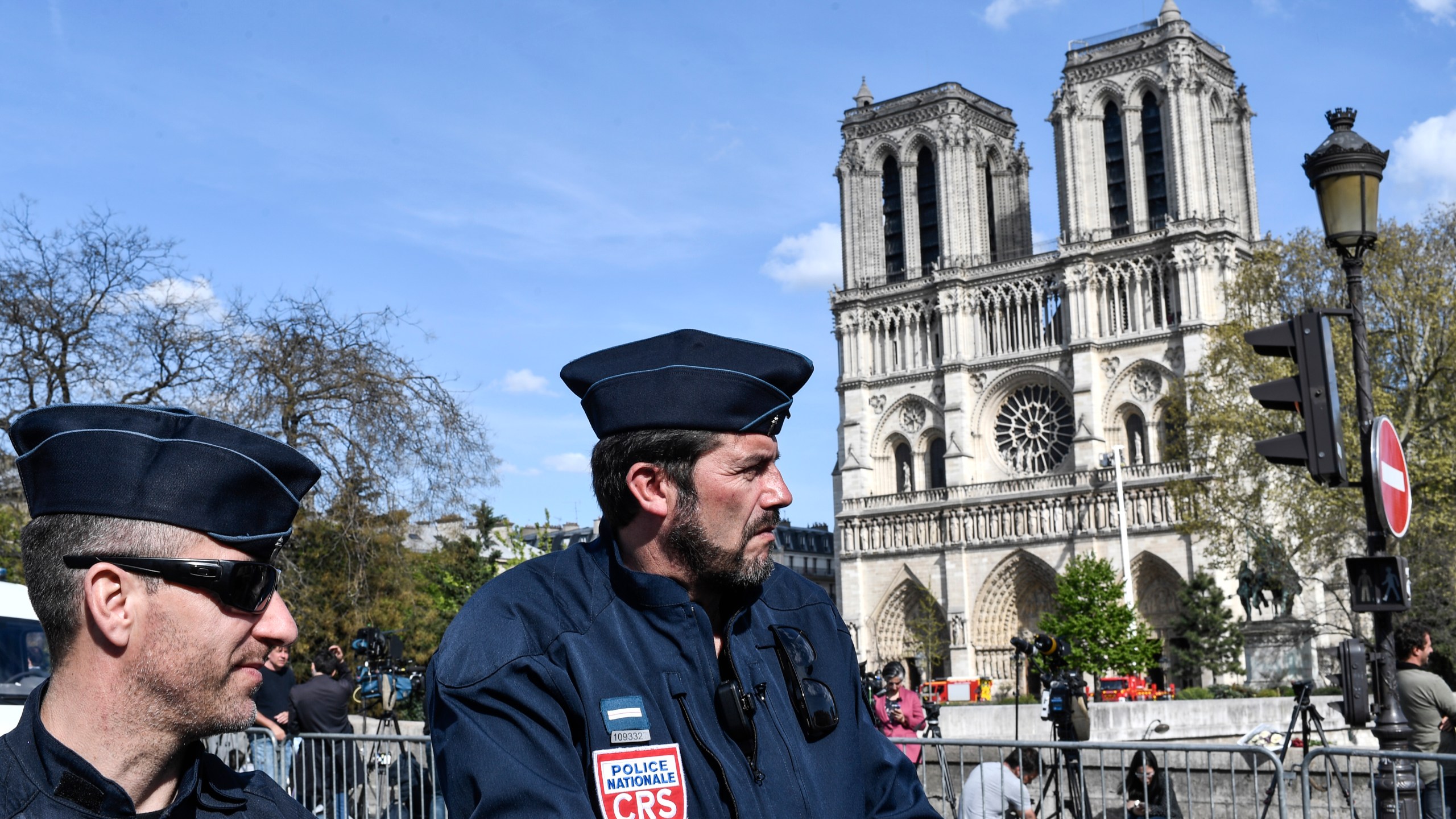 Police block the access to the Notre Dame de Paris Cathedrale on April 17, 2019 in central Paris. (Credit: STEPHANE DE SAKUTIN/AFP/Getty Images)