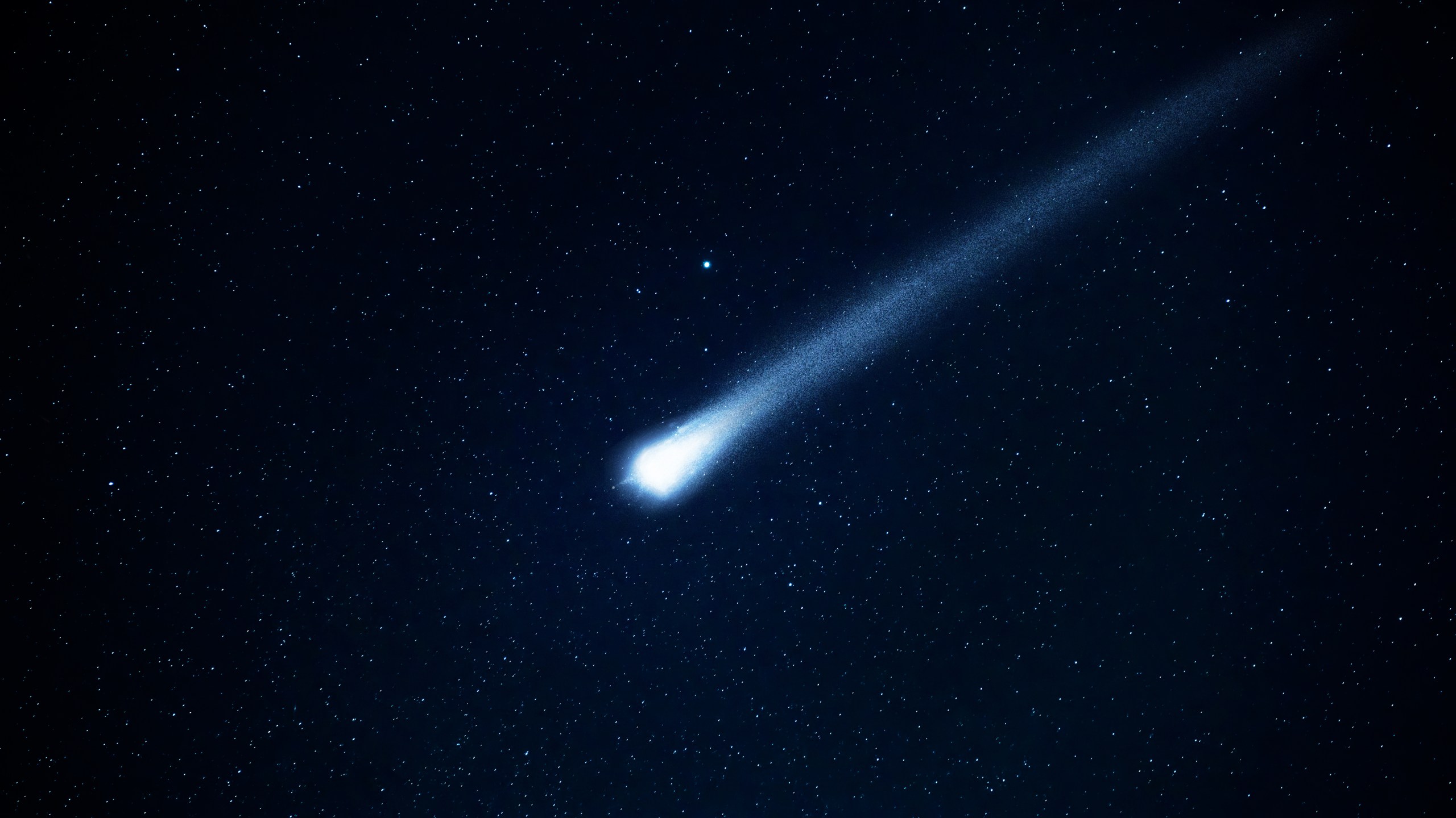 A comet is seen in a file photo. (Credit: iStock / Getty Images Plus)