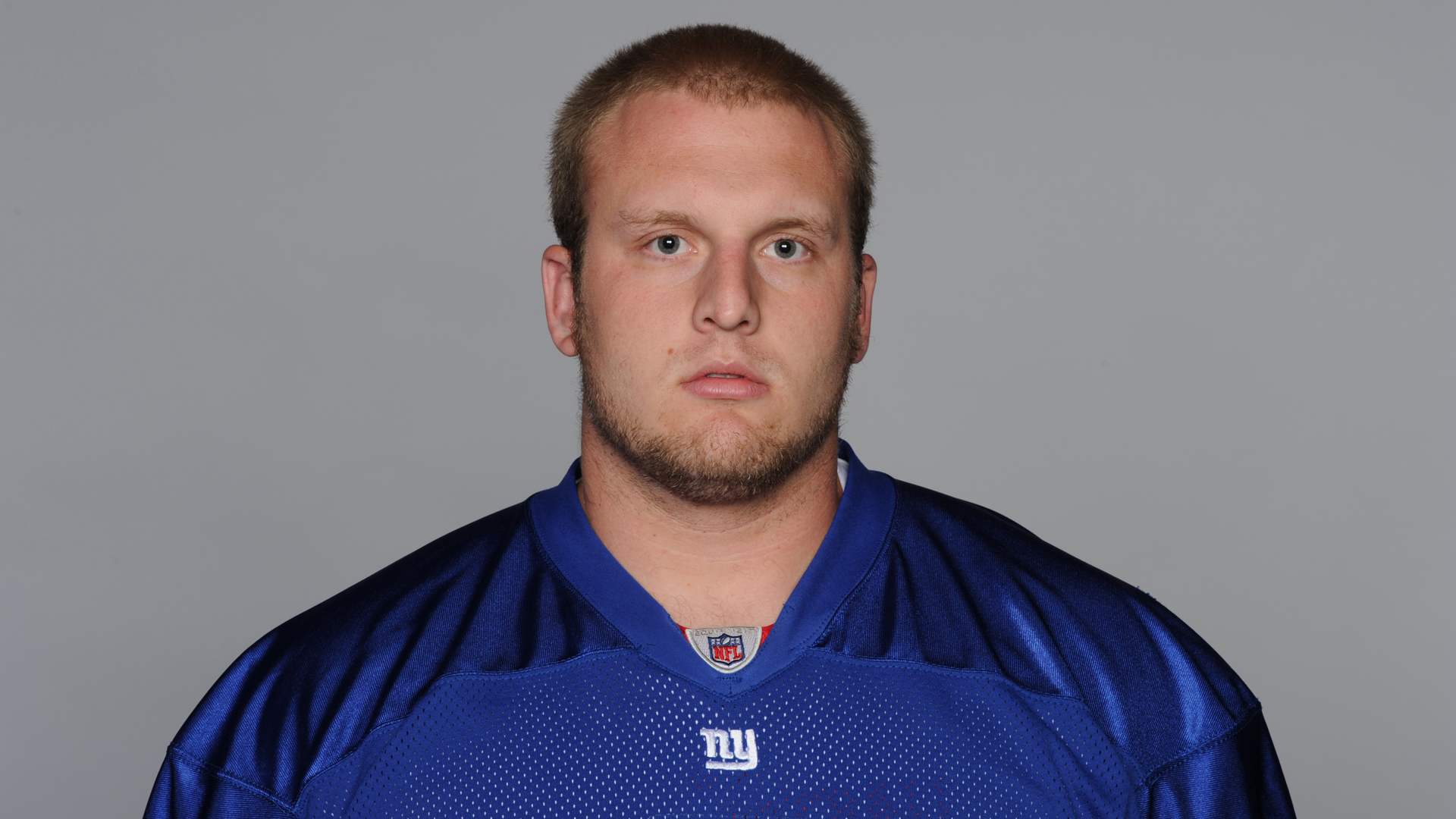 Mitch Petrus is seen in a 2010 New York Giants team photo. (Credit: AP via Getty Images)