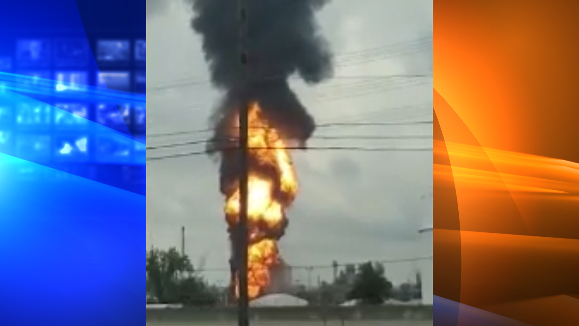 A fire erupted at an ExxonMobil plant in Texas on July 31, 2019. (Credit: Facebook/Rachel Robles)