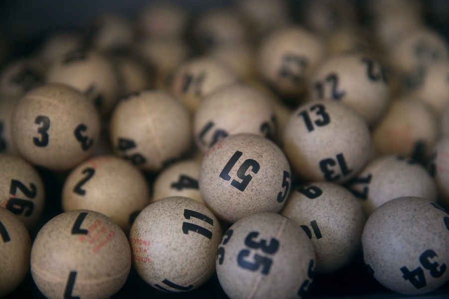 Lottery balls are seen in a box at Kavanagh Liquors in San Lorenzo on Jan. 13, 2016. (Credit: Justin Sullivan / Getty Images)