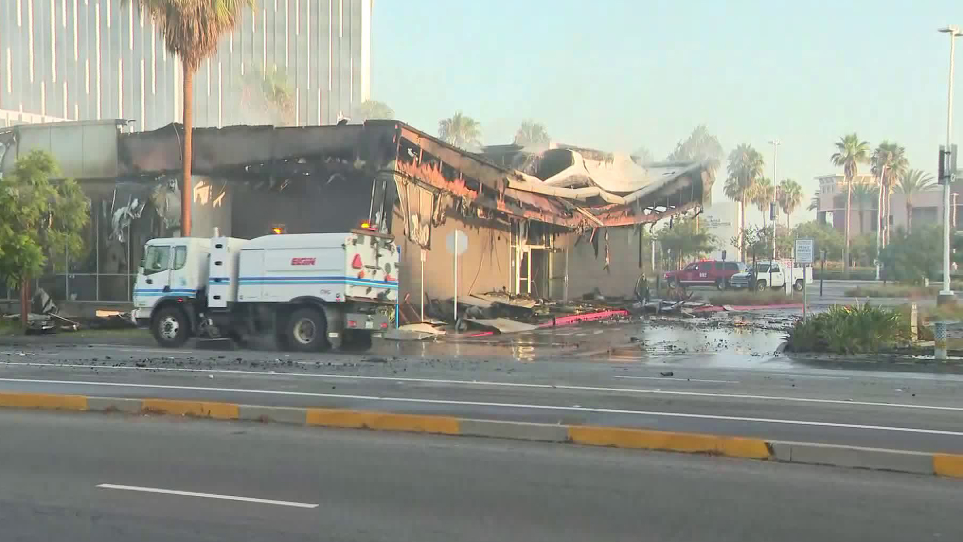 A Chase bank is seen on Aug. 24, 2019 in the aftermath of a fire ignited by a car crash. (Credit: KTLA)