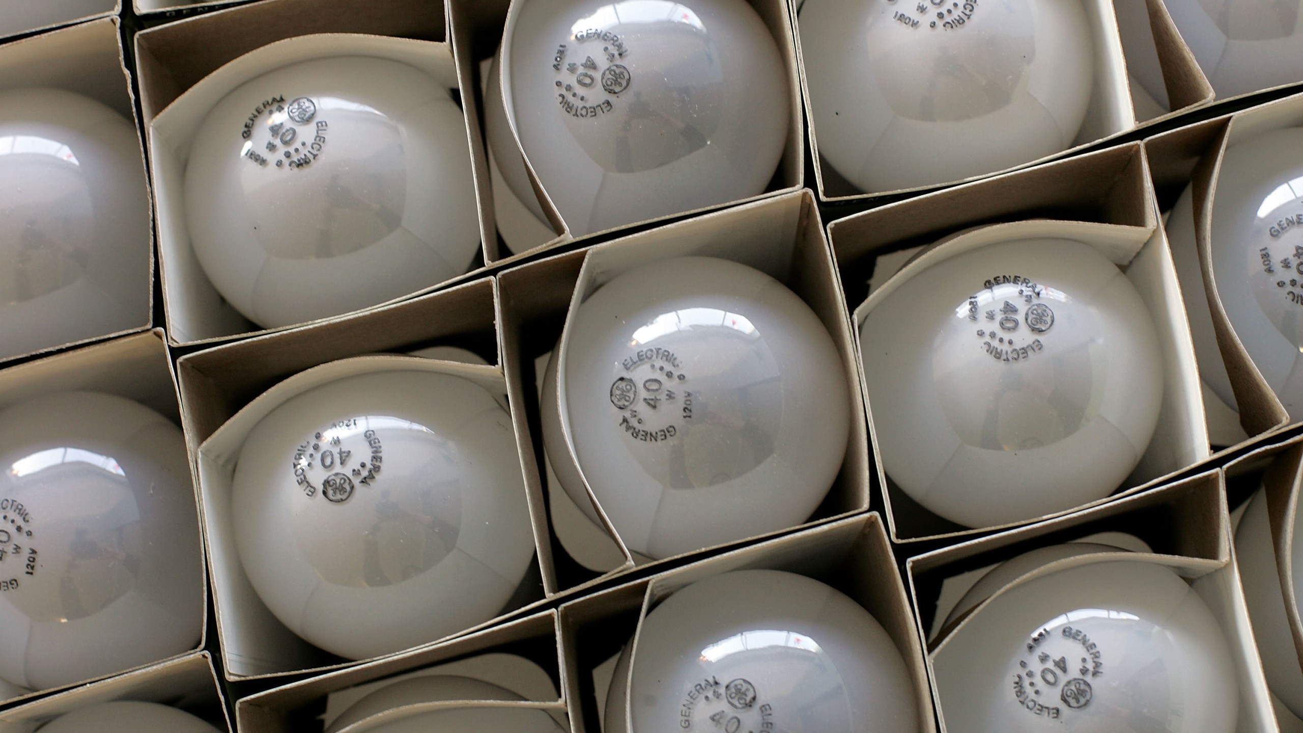 Boxes of incandescent light bulbs are seen at the City Lights Light Bulb Store January 31, 2007 in San Francisco, California. (Credit: Justin Sullivan/Getty Images)