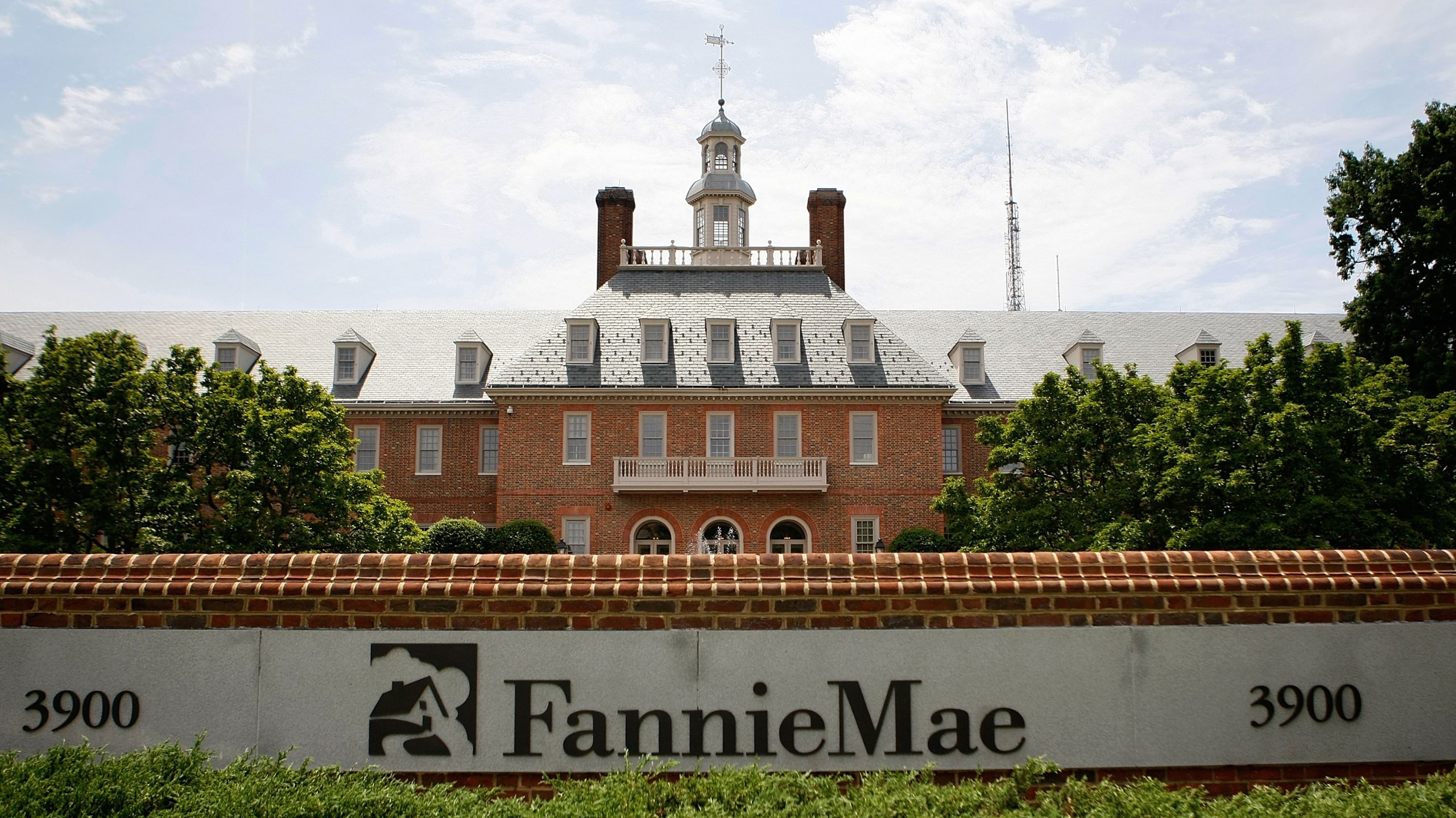 The Fannie Mae headquarters in Washington, D.C., is seen in a July 10, 2008, file photo. (Credit: Mark Wilson / Getty Images)