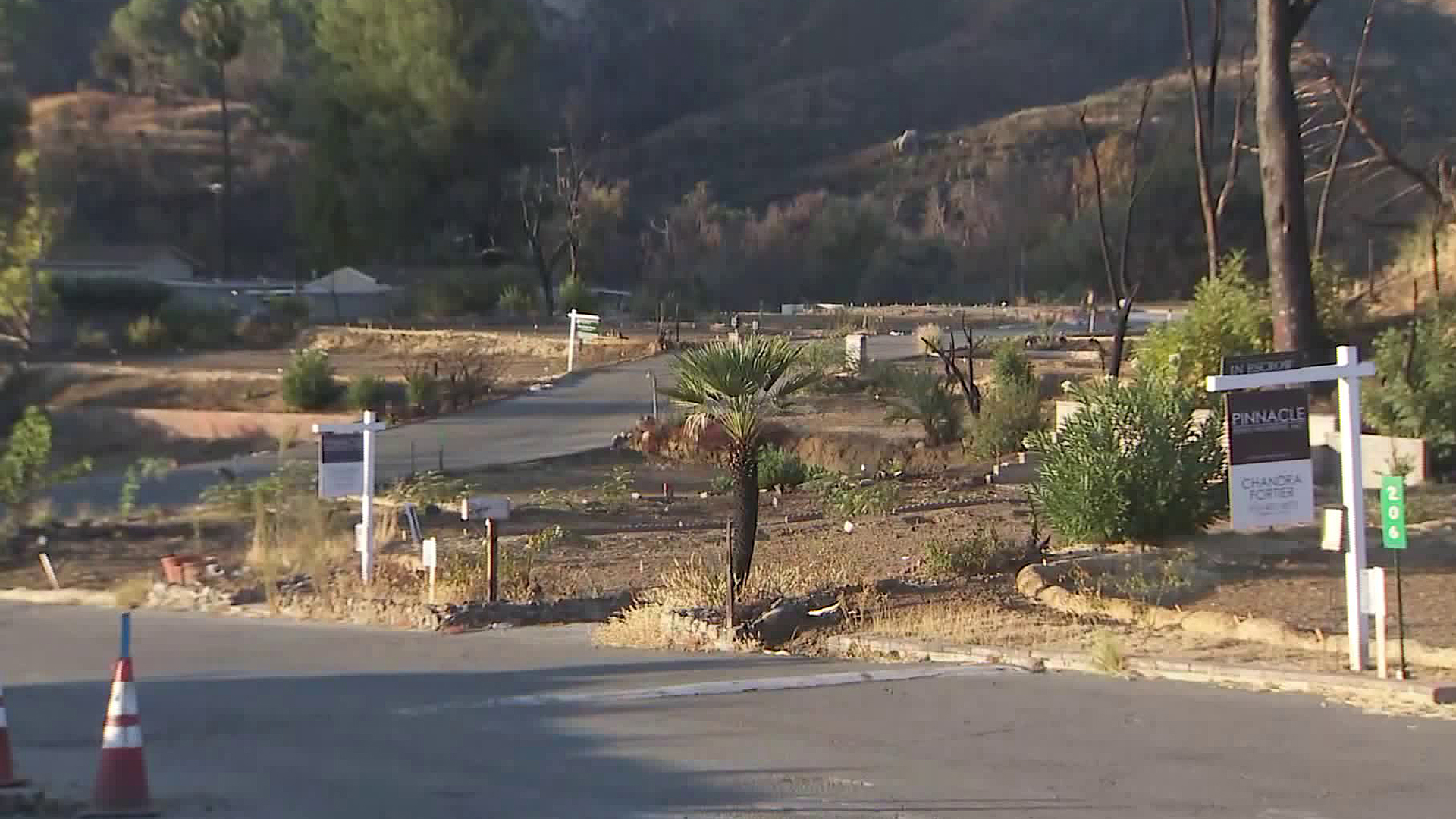 The Seminole Springs Mobile Home Park remains empty on Nov. 8, 2019, one year after the Woolsey Fire. (Credit: KTLA)