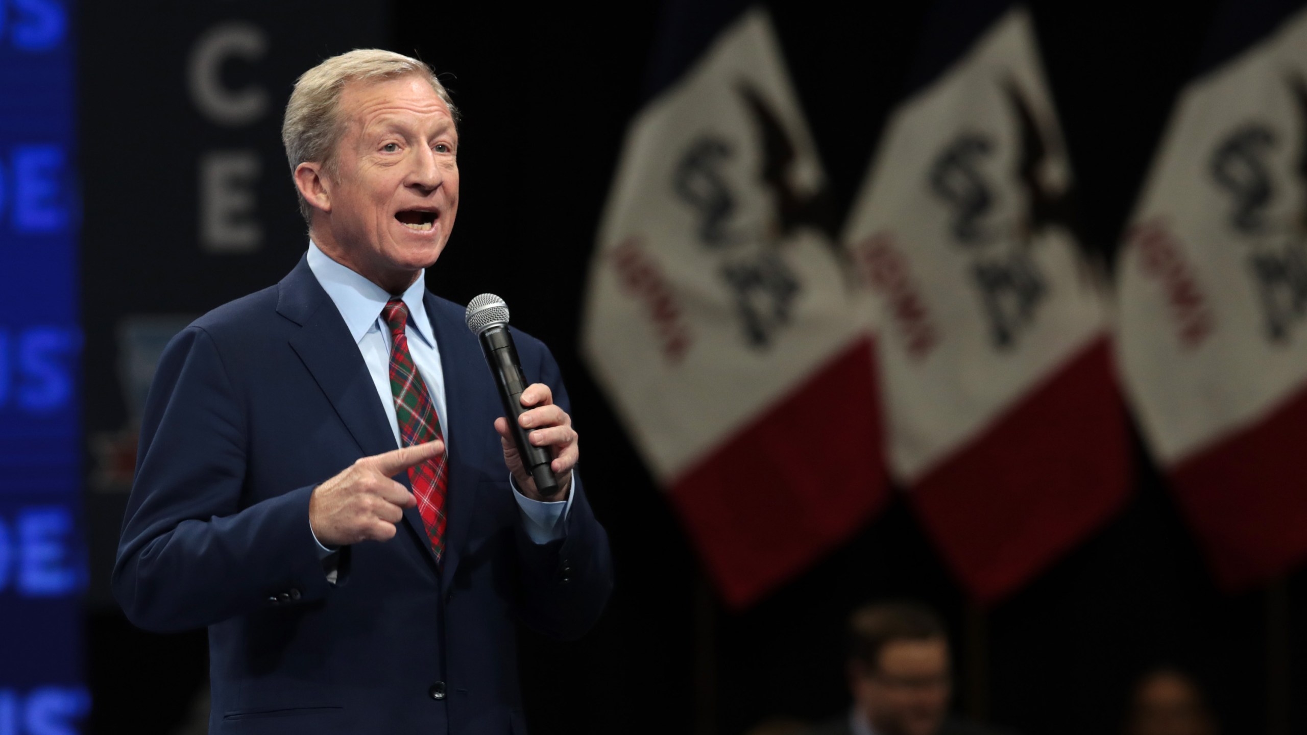 Democratic presidential candidate philanthropist Tom Steyer speaks at the Liberty and Justice Celebration at the Wells Fargo Arena on Nov. 1, 2019, in Des Moines, Iowa. (Credit: Scott Olson/Getty Images)