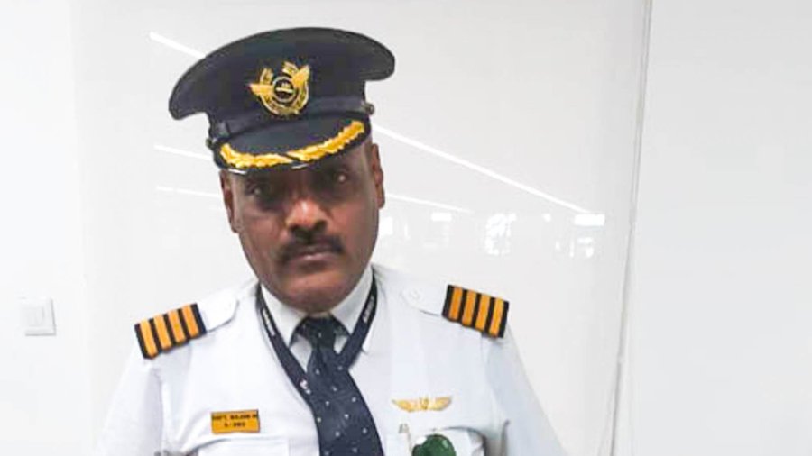 48-year-old Rajan Mahbubani allegedly donned the uniform of a Lufthansa pilot in order to fool airport workers into letting him bypass security lines and get seat upgrades. (Credit: Delhi Police)