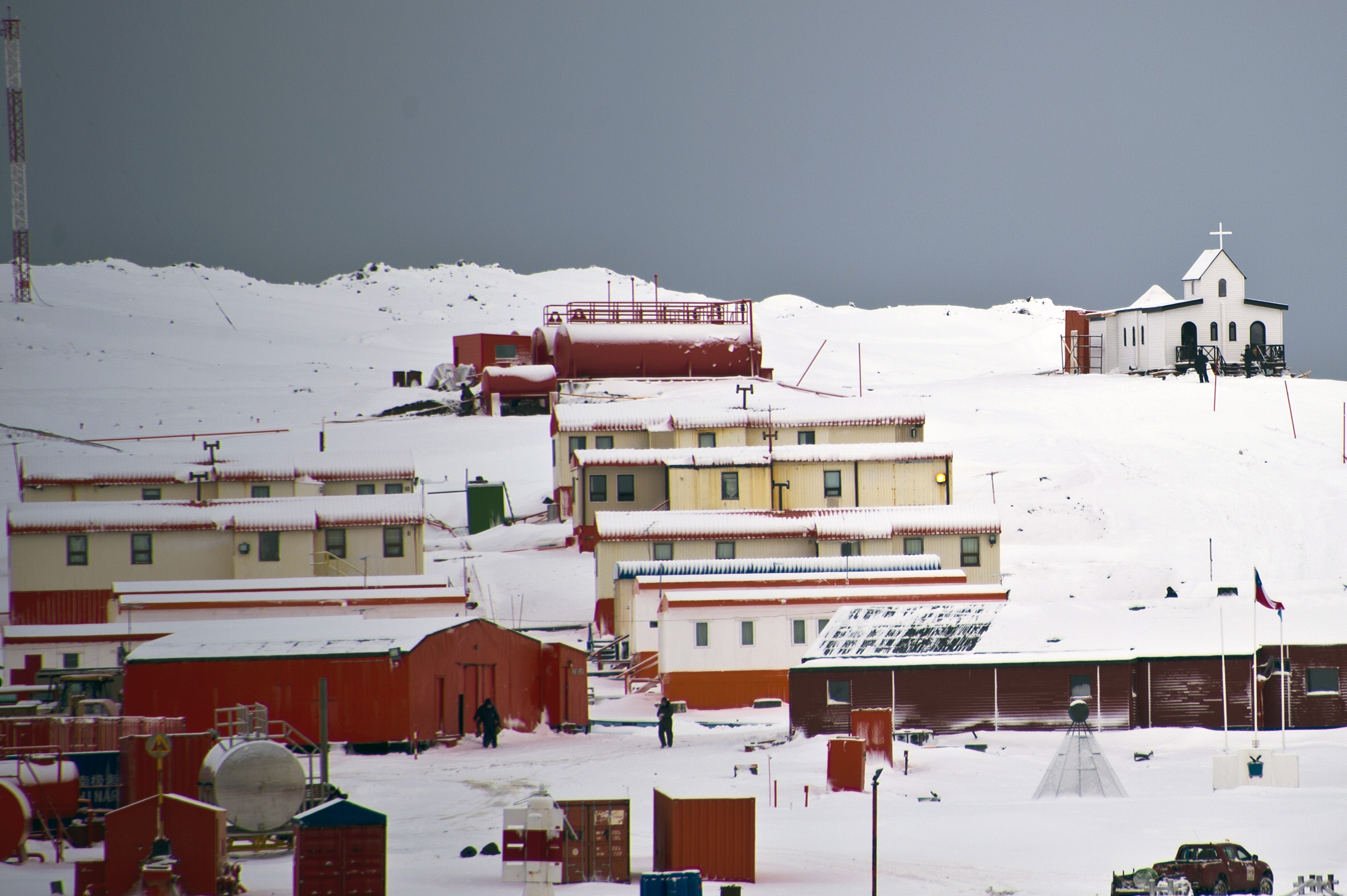 Chile's military base Presidente Eduardo Frei, on the King George island in Antarctica, is seen on March 13, 2014. (Credit: VANDERLEI ALMEIDA / AFP / Getty Images)