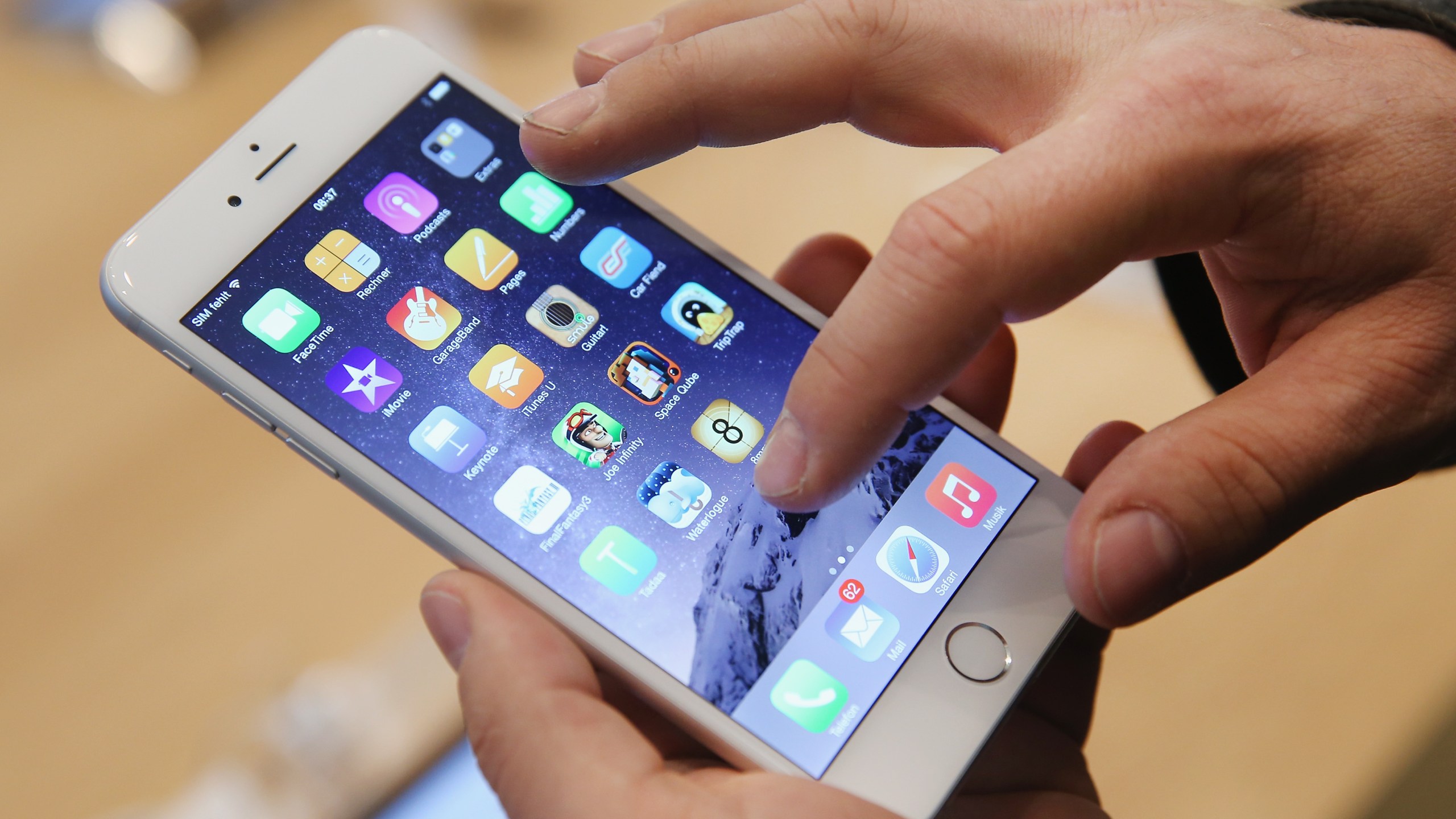 An iPhone6 is seen in a file photo. (Sean Gallup/Getty Images)