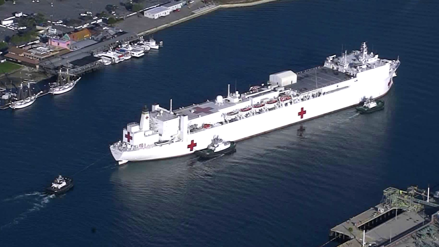 The USNS Mercy arrives at the Port of Los Angeles on March 27, 2020, to provide critical support to local hospitals amid the coronavirus pandemic. (KTLA)