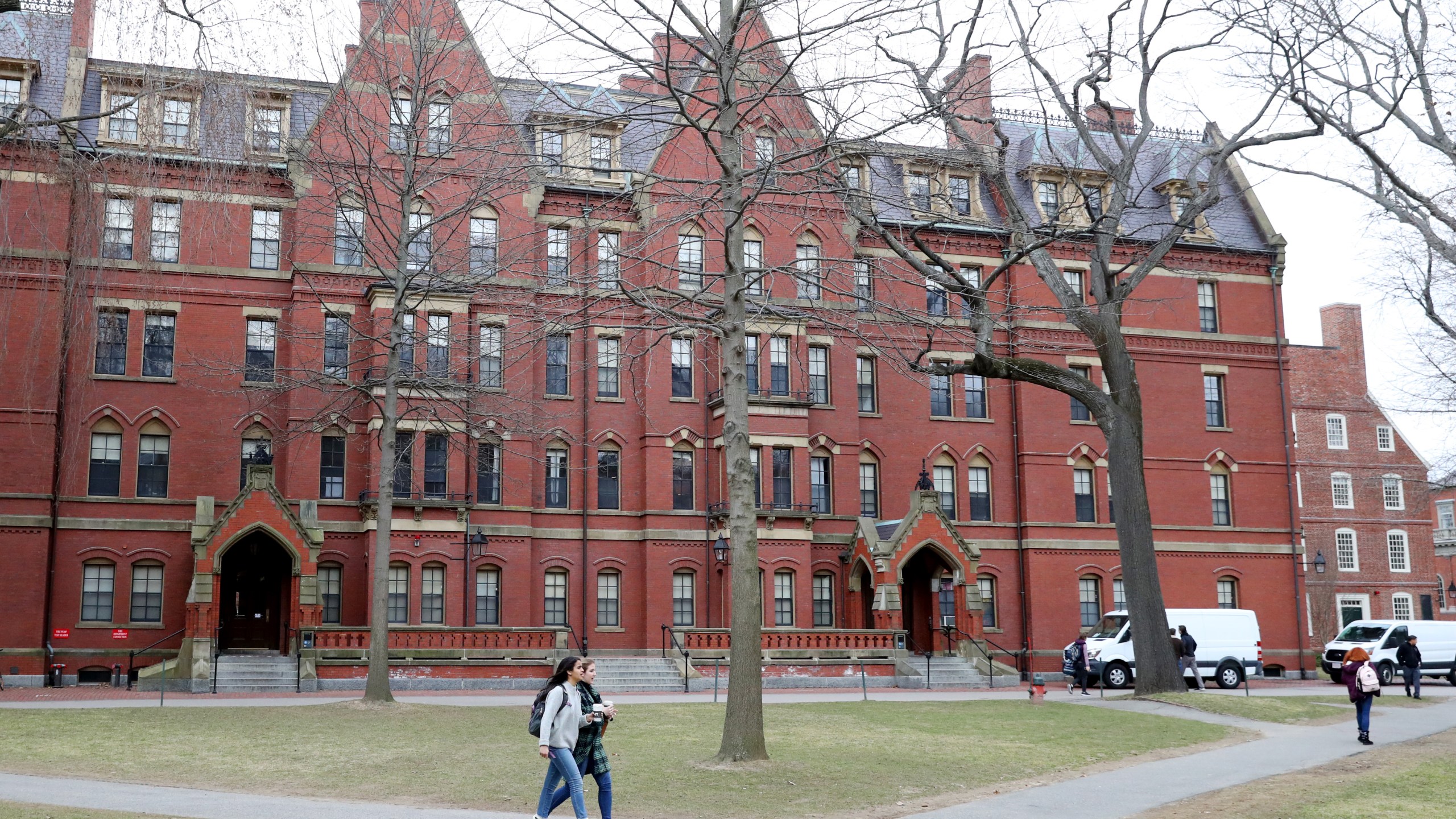 Students walk through Harvard Yard on the campus of Harvard University on March 12, 2020, in Cambridge, Massachusetts. (Maddie Meyer/Getty Images)