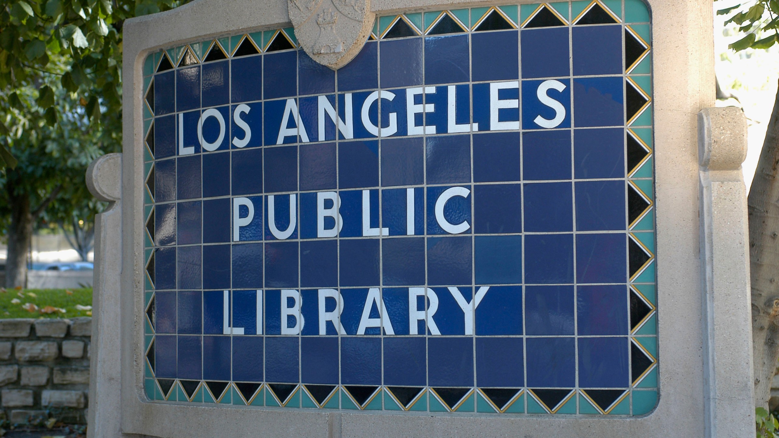 Signage outside the Richard J. Riordan Central Library is seen on May 19, 2005, in Los Angeles. (Stephen Shugerman/Getty Images)